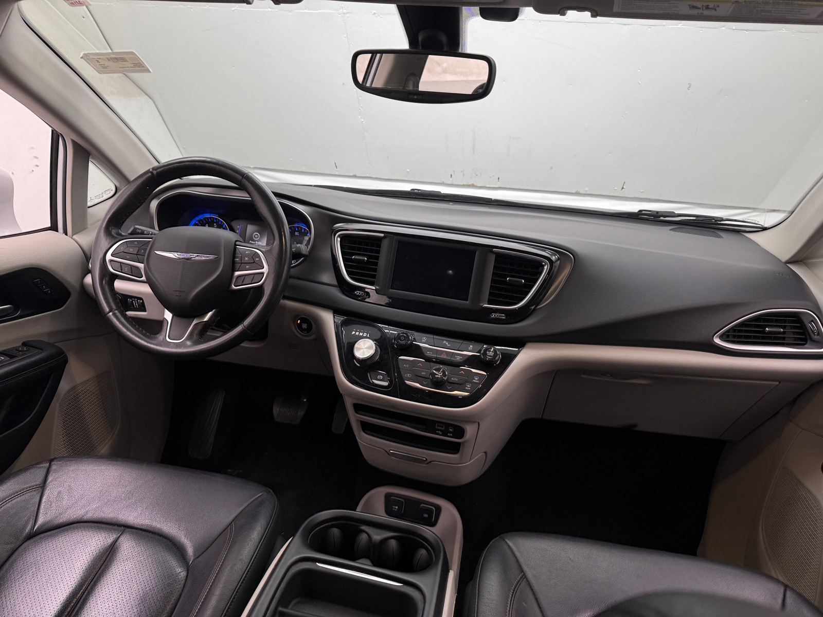 Thumbnail: 2020 Chrysler Pacifica - 2