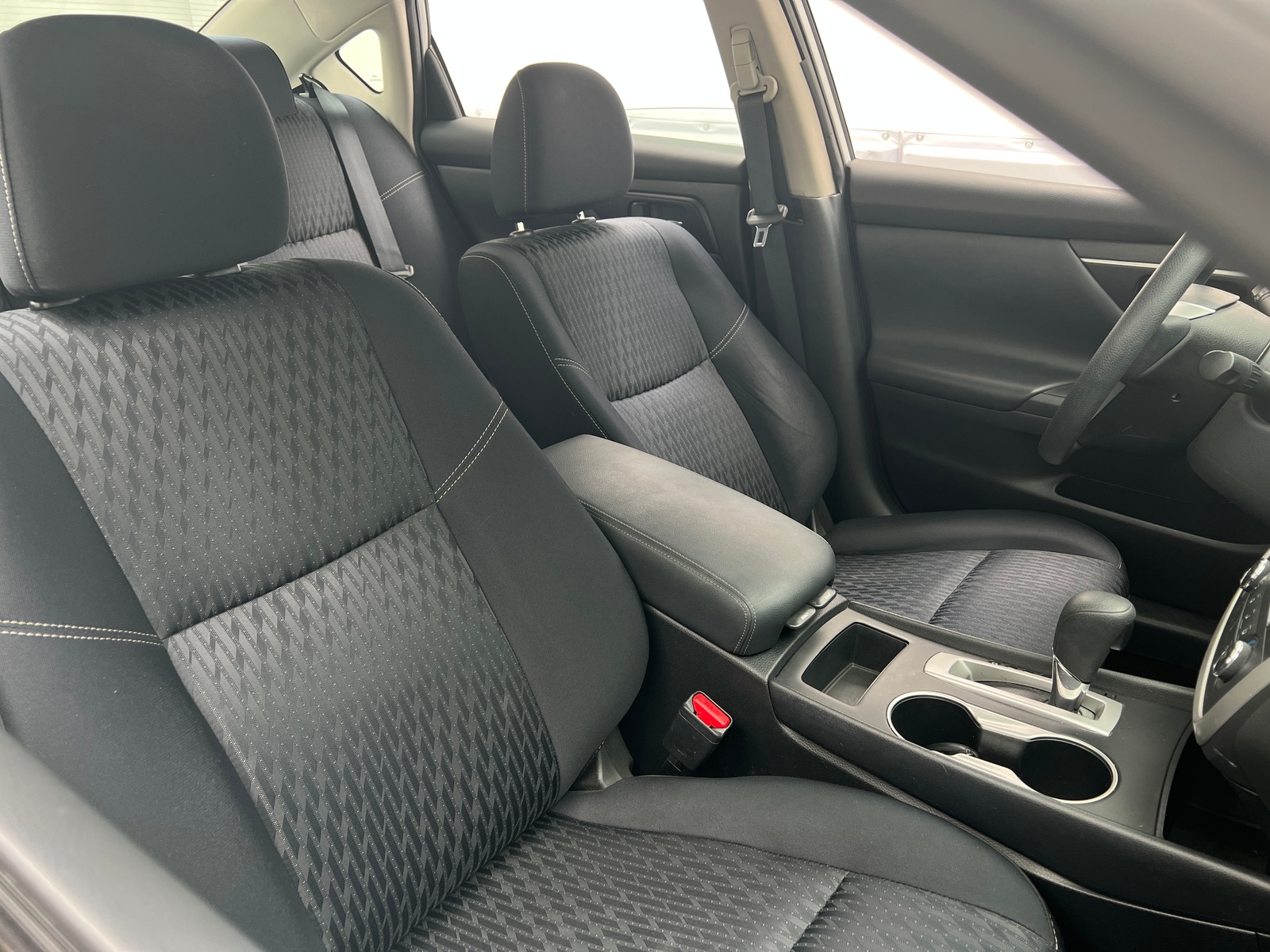 Thumbnail: 2017 Nissan Altima - 6