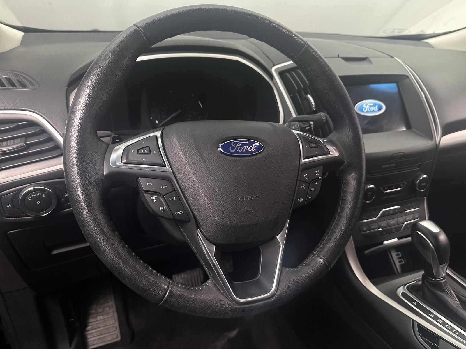 Thumbnail: 2017 Ford Edge - 5