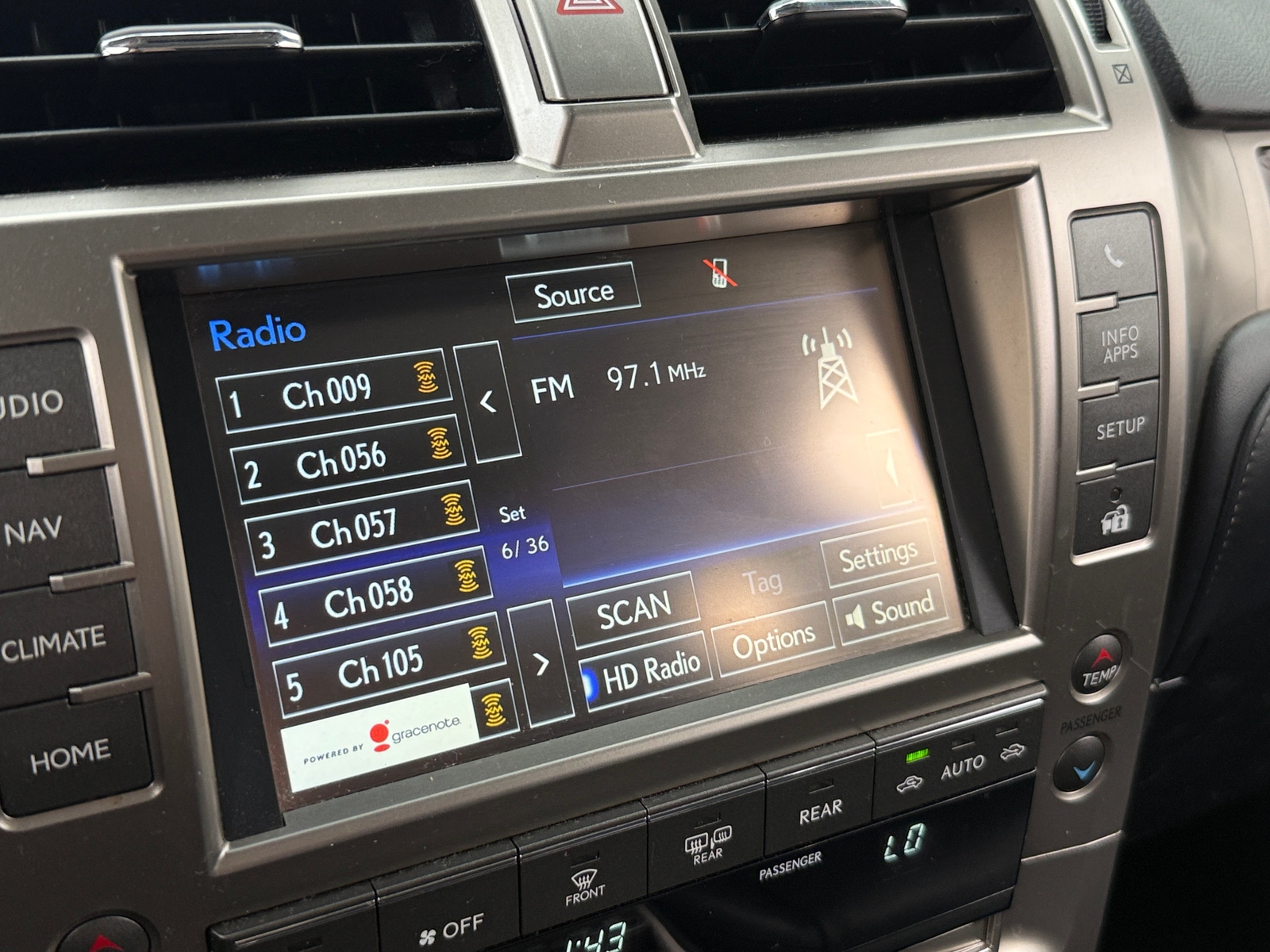 Thumbnail: 2019 Lexus GX - 3