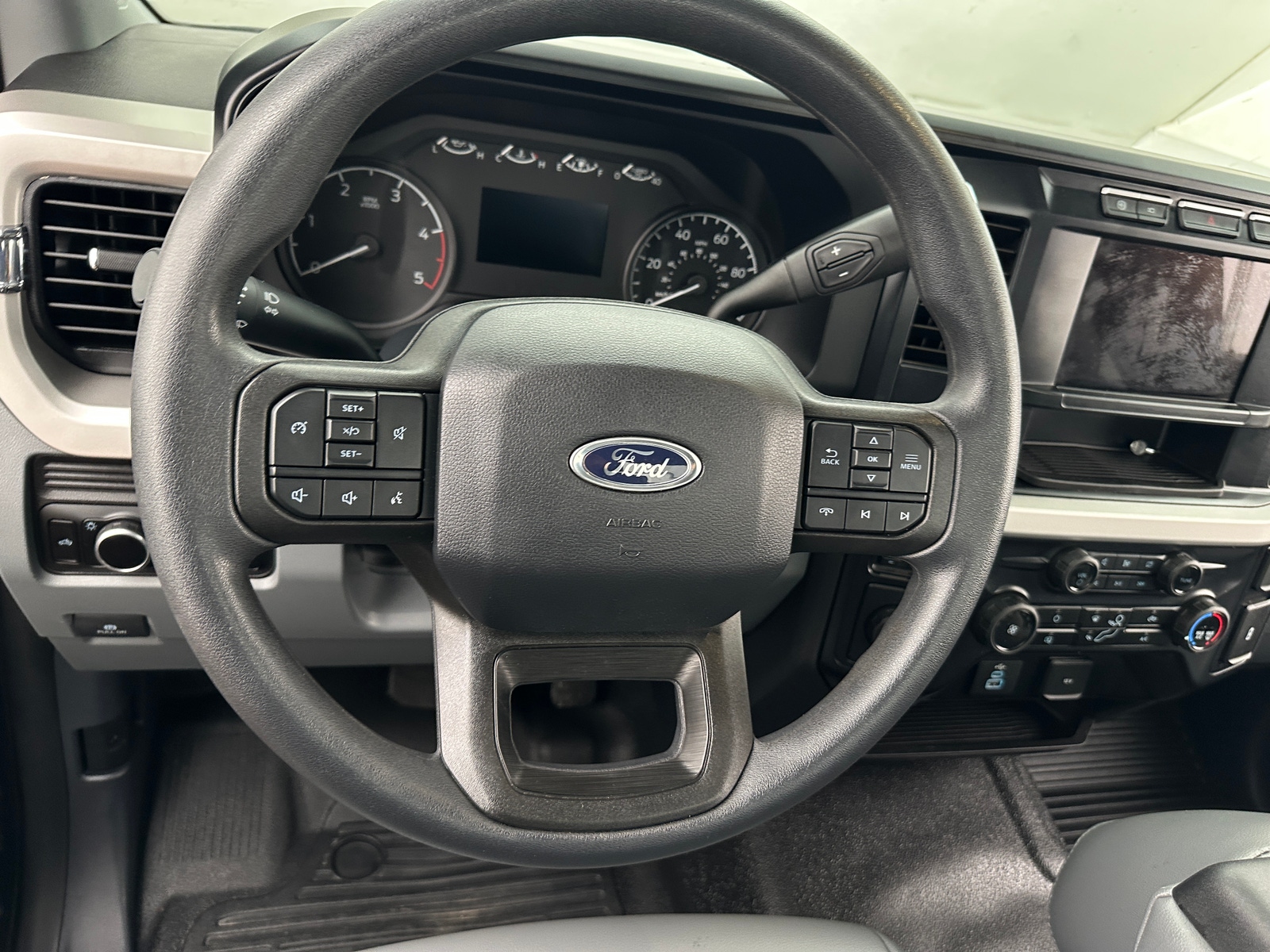 Thumbnail: 2024 Ford Econoline - 5