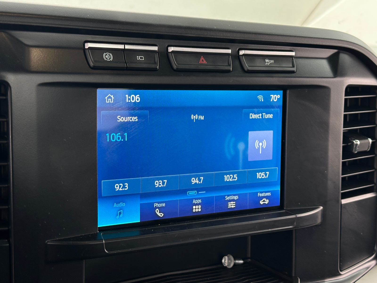 Thumbnail: 2024 Ford Econoline - 4