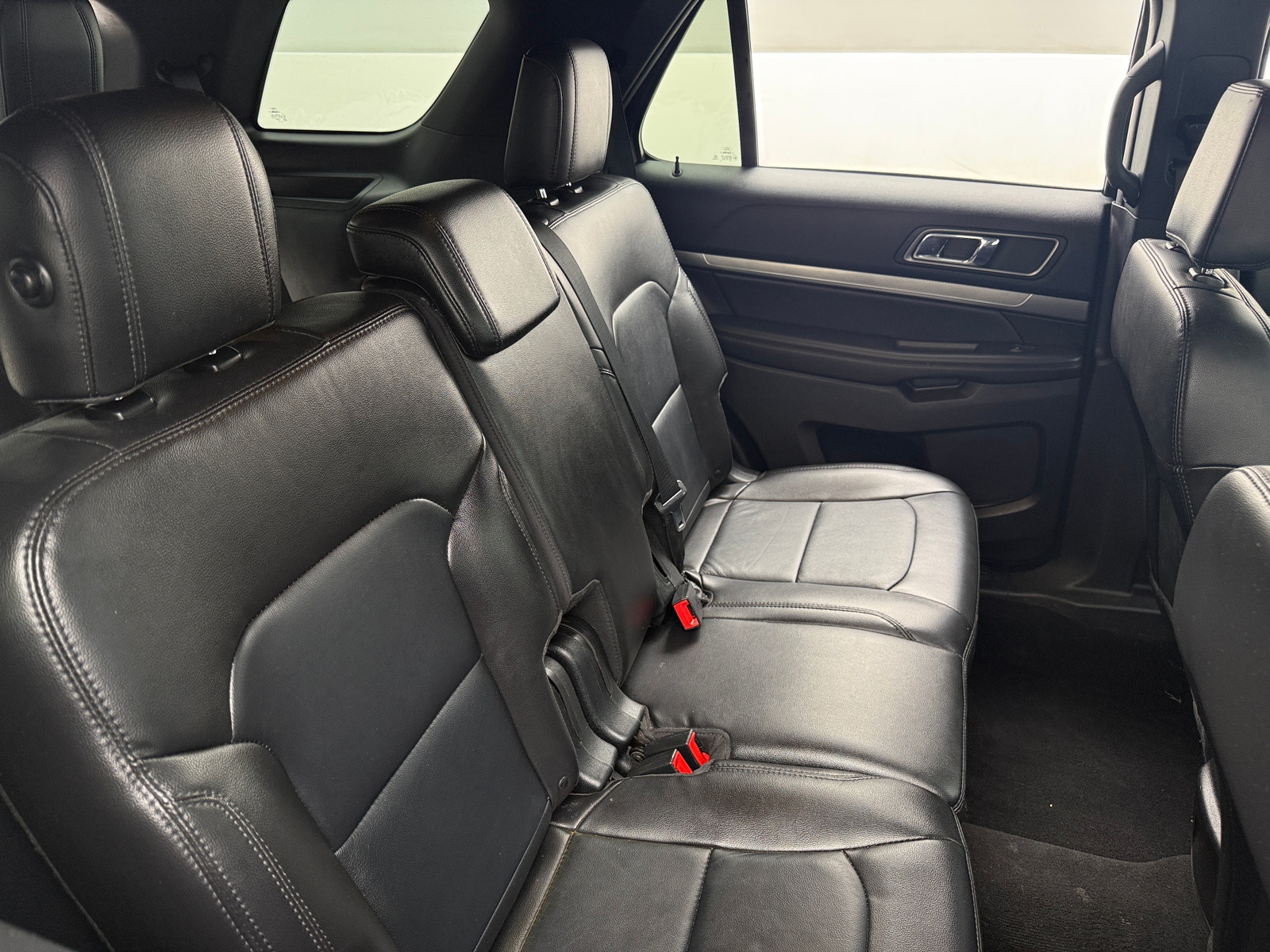 Thumbnail: 2018 Ford Explorer - 5