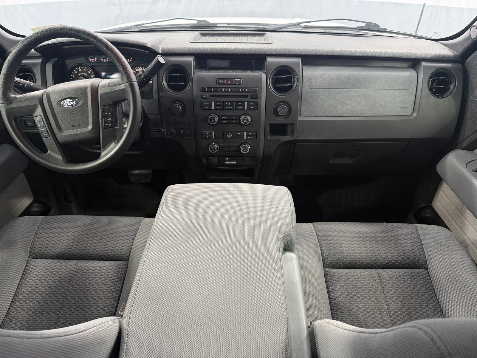 Thumbnail: 2013 Ford Econoline - 3