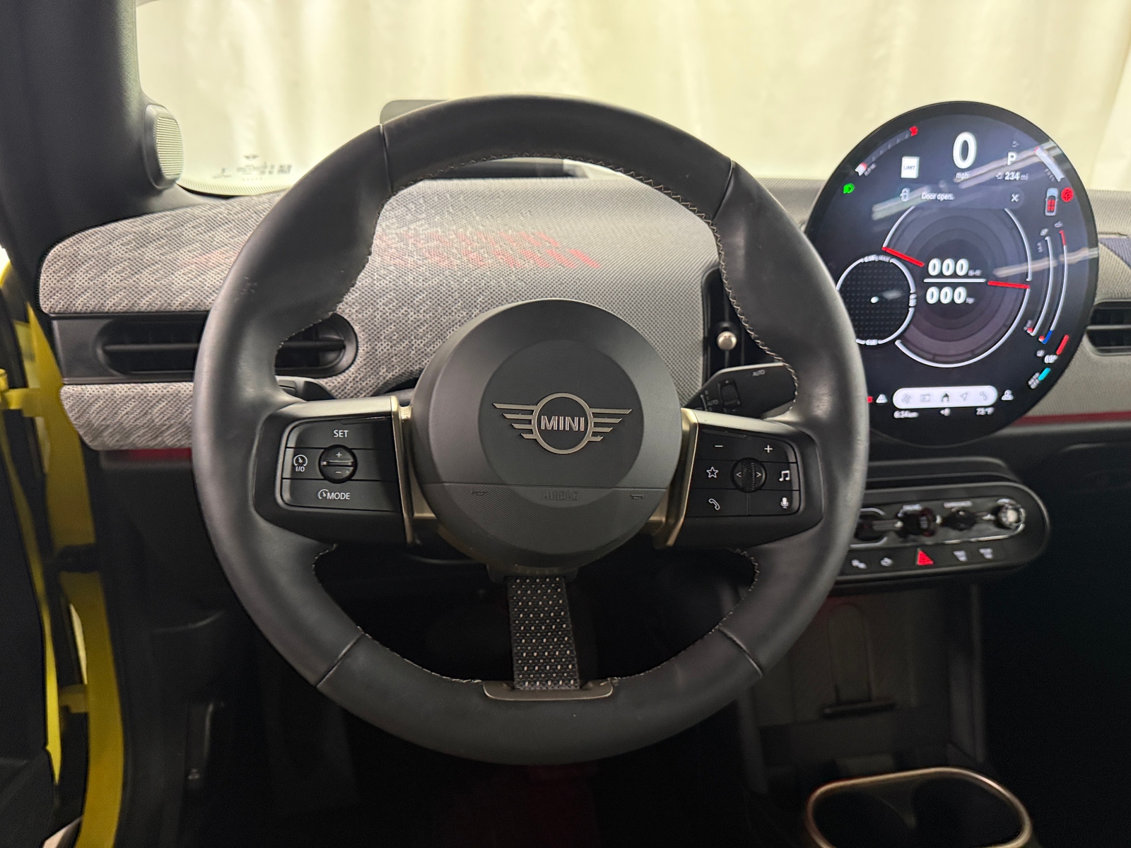 Thumbnail: 2025 MINI Cooper Convertible - 4