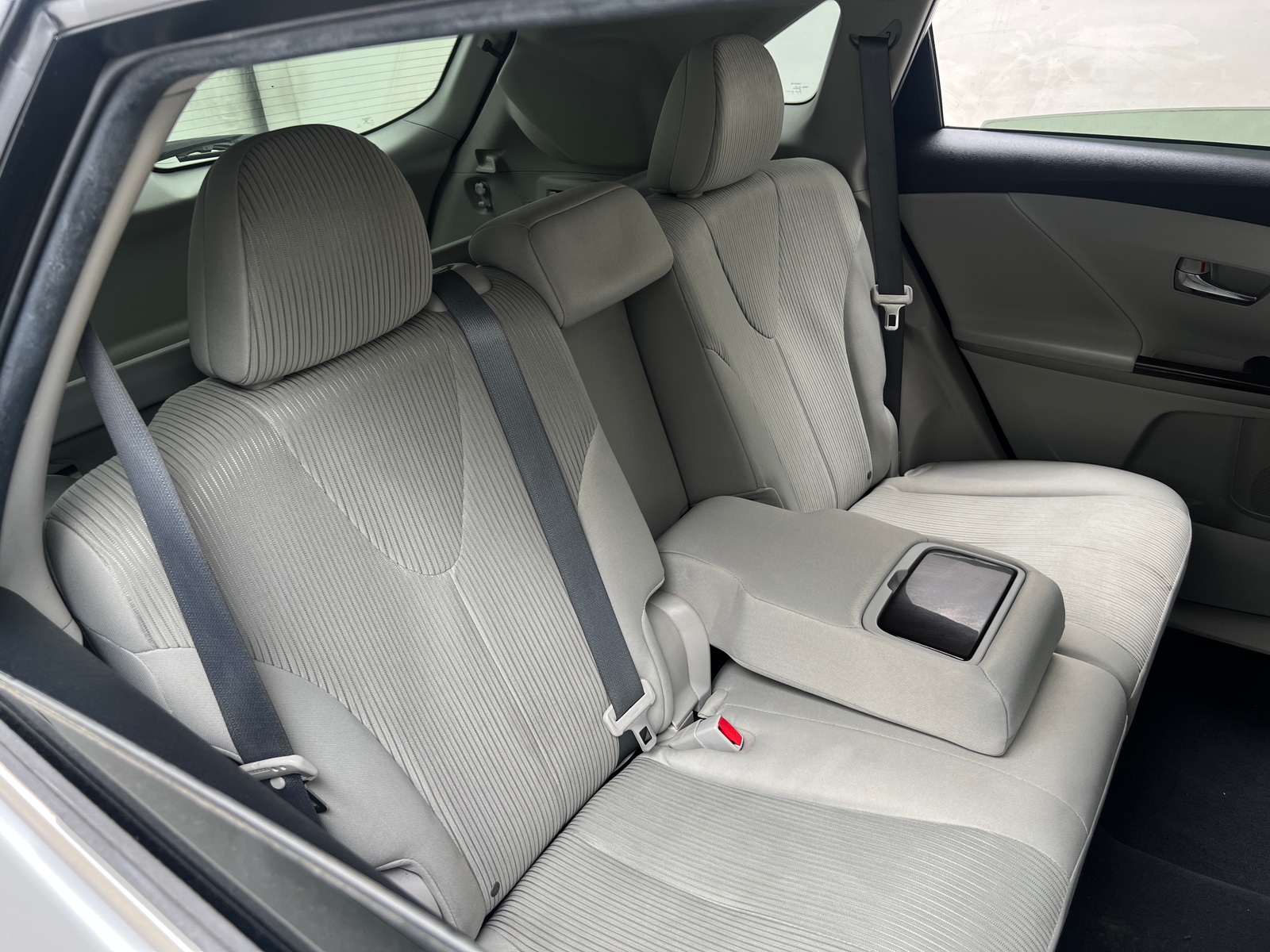 Thumbnail: 2012 Toyota Venza - 6