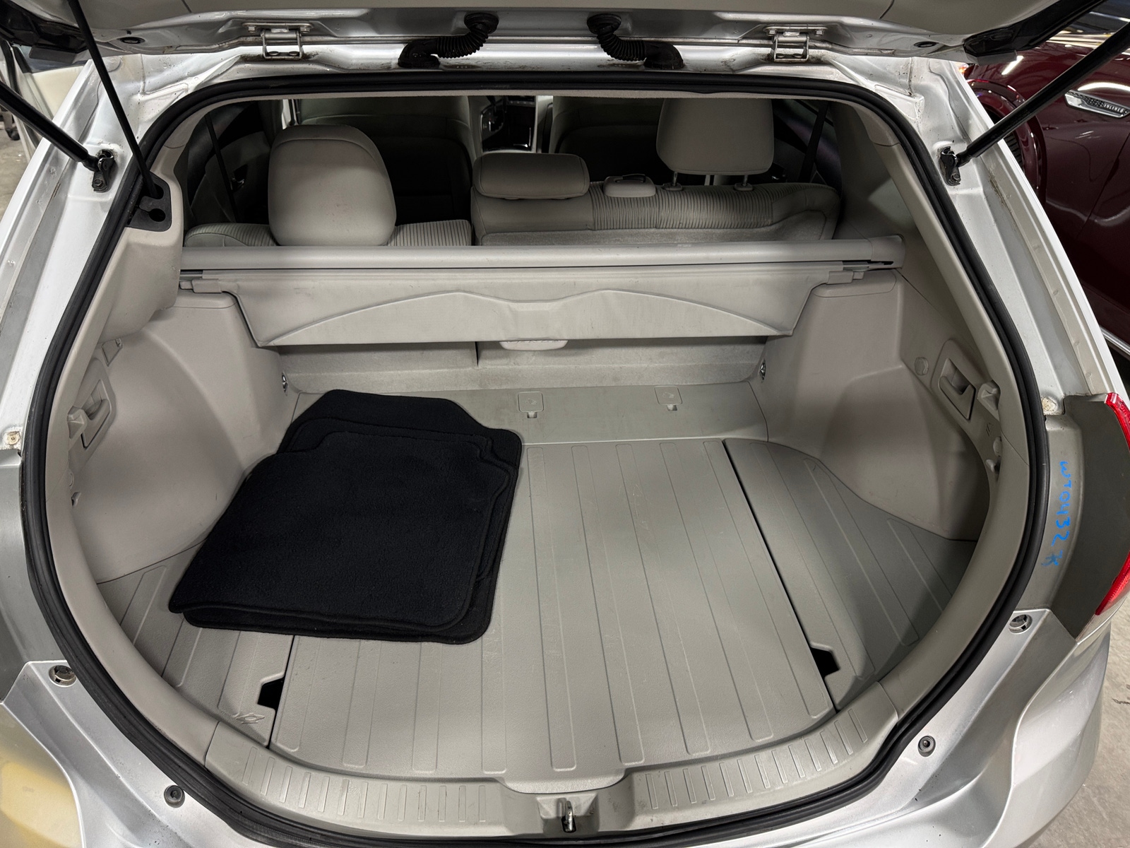 Thumbnail: 2012 Toyota Venza - 7