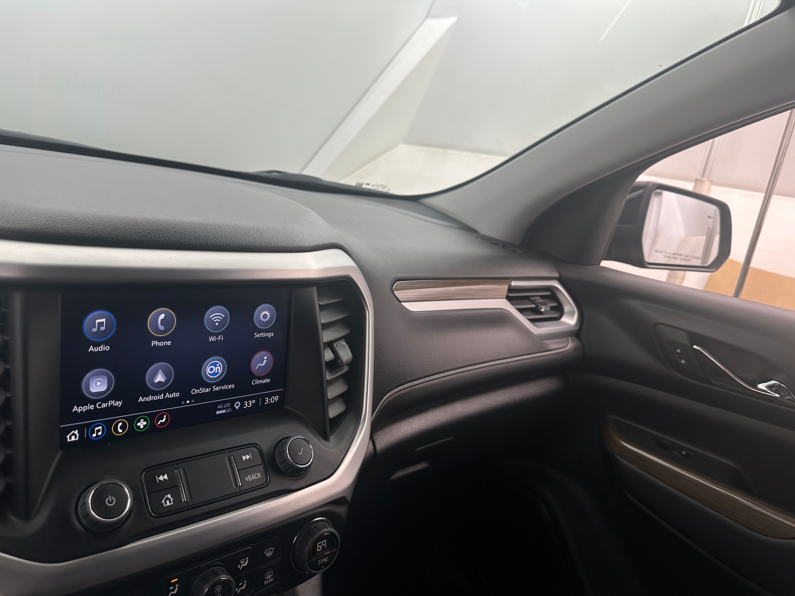 Thumbnail: 2023 GMC Acadia - 4