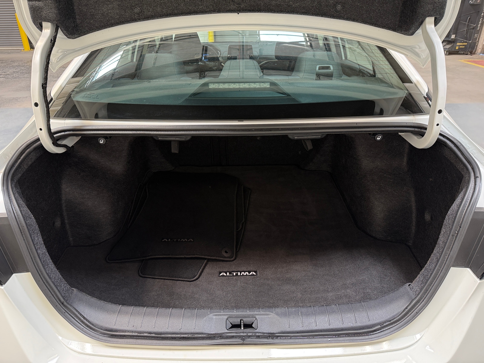 Thumbnail: 2025 Nissan Altima - 7