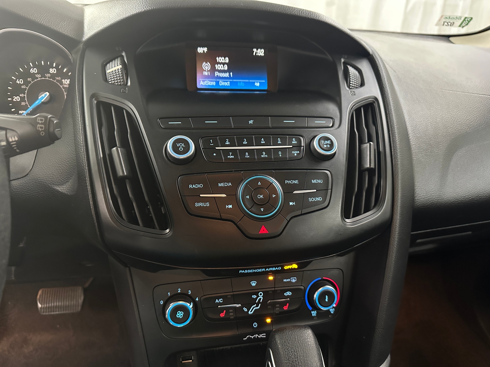 Thumbnail: 2018 Ford Focus - 4