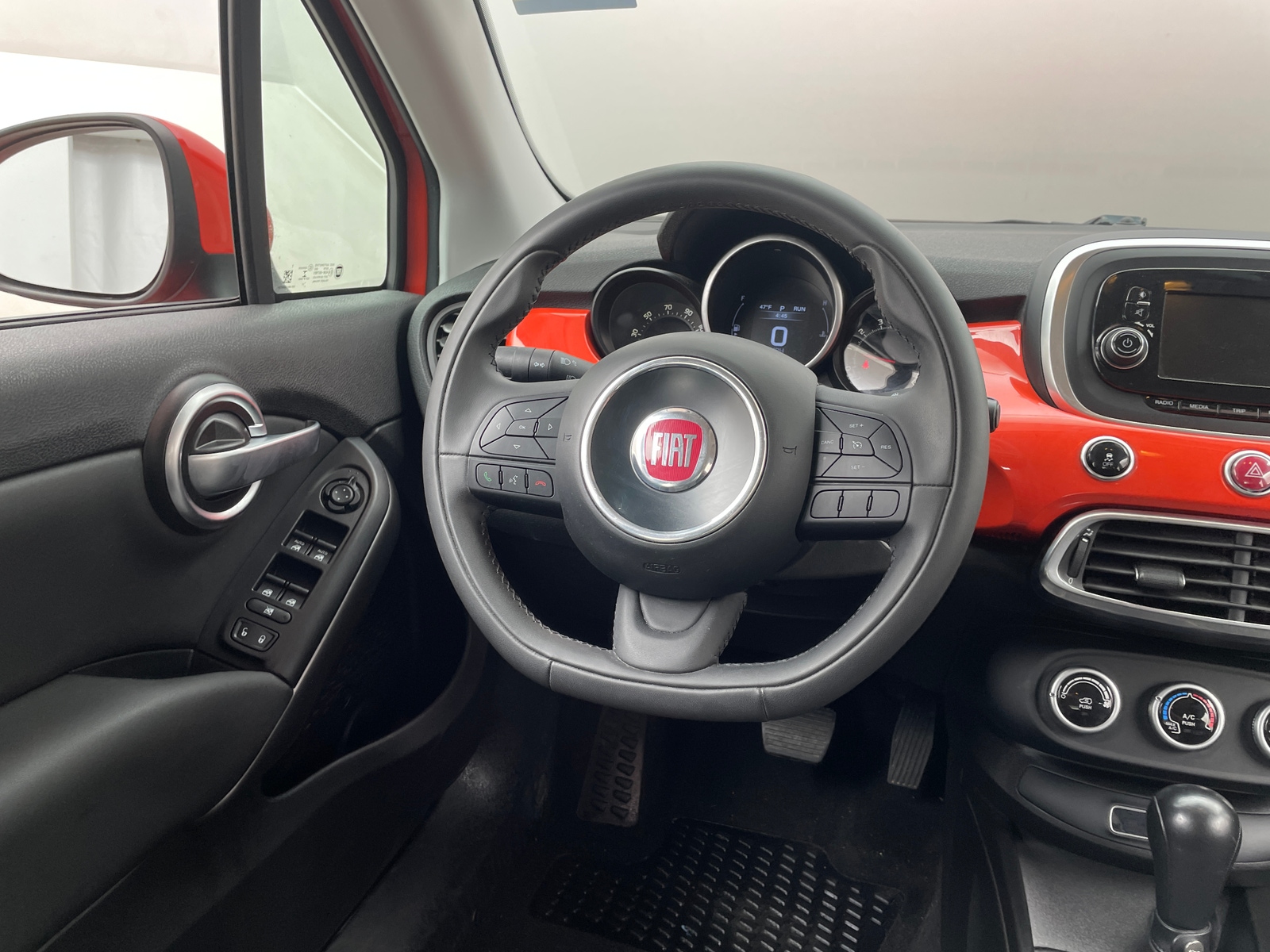 Thumbnail: 2017 Fiat 500X - 5