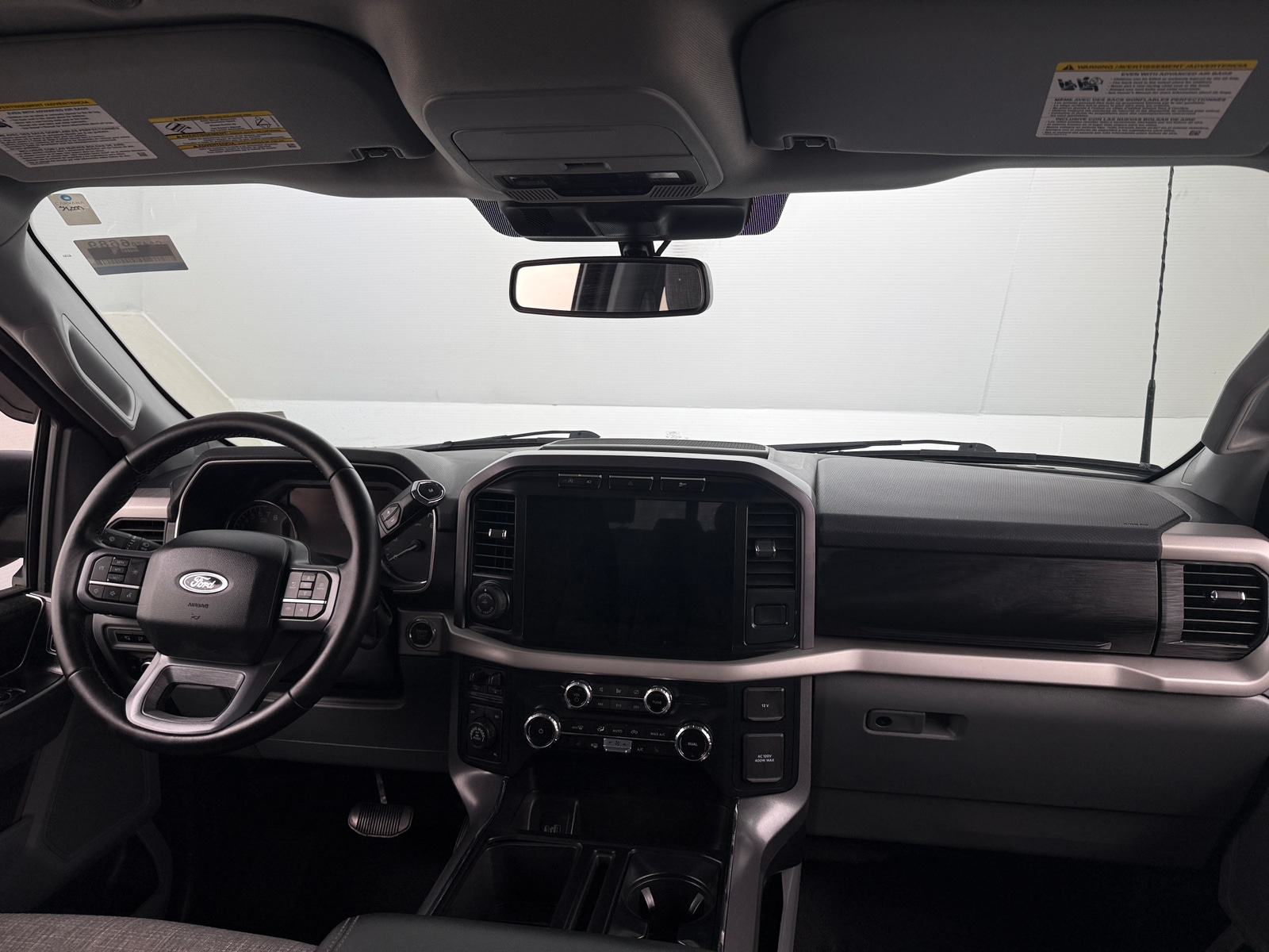 Thumbnail: 2023 Ford Econoline - 3