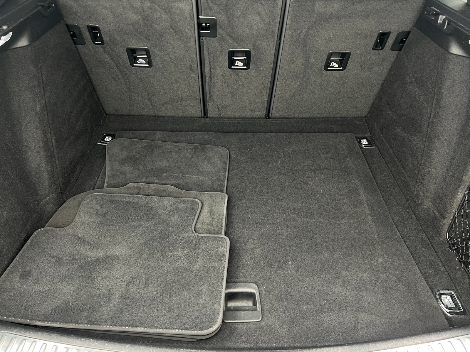 Thumbnail: 2019 Porsche Macan - 6