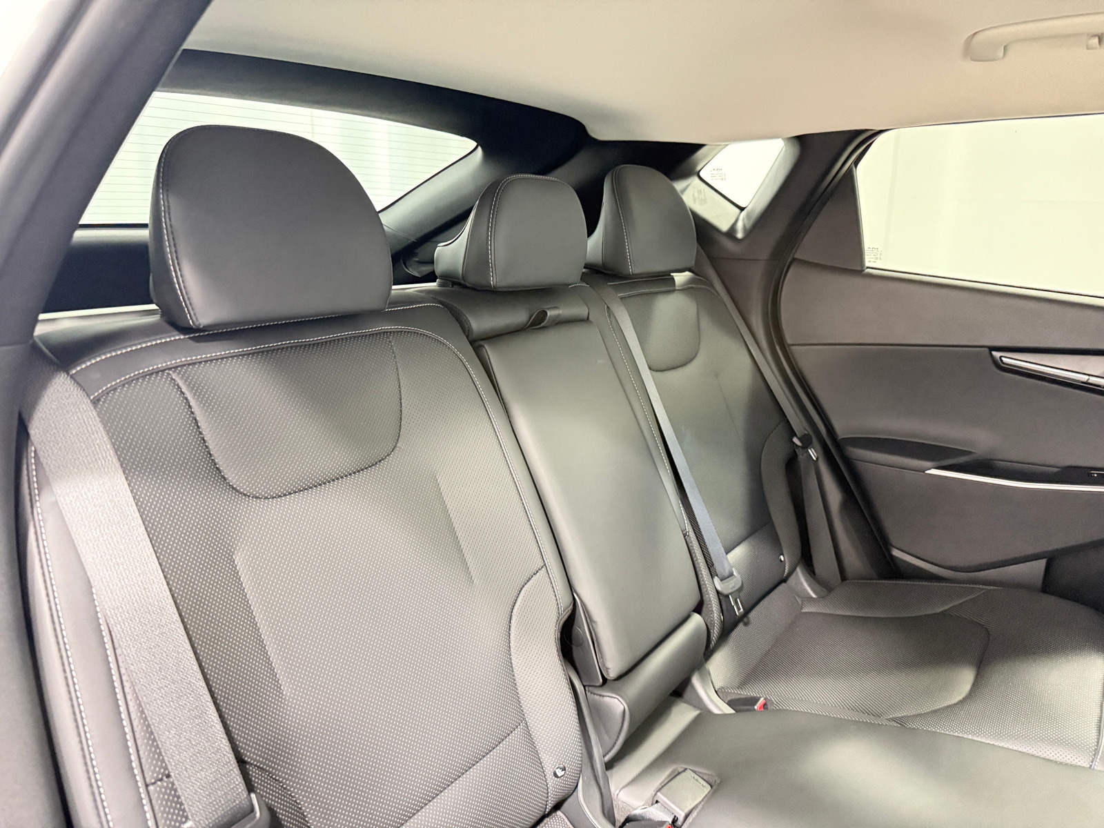 Thumbnail: 2023 Kia EV6 - 5