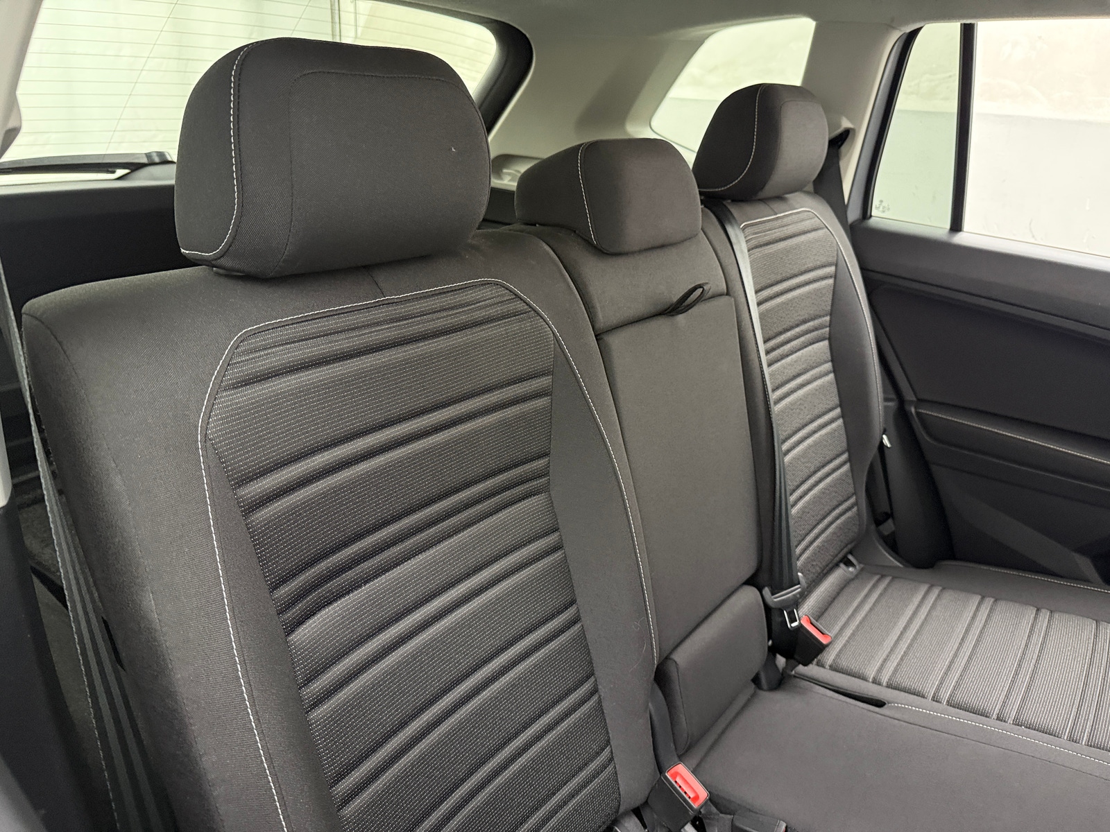 Thumbnail: 2024 Volkswagen Tiguan - 6