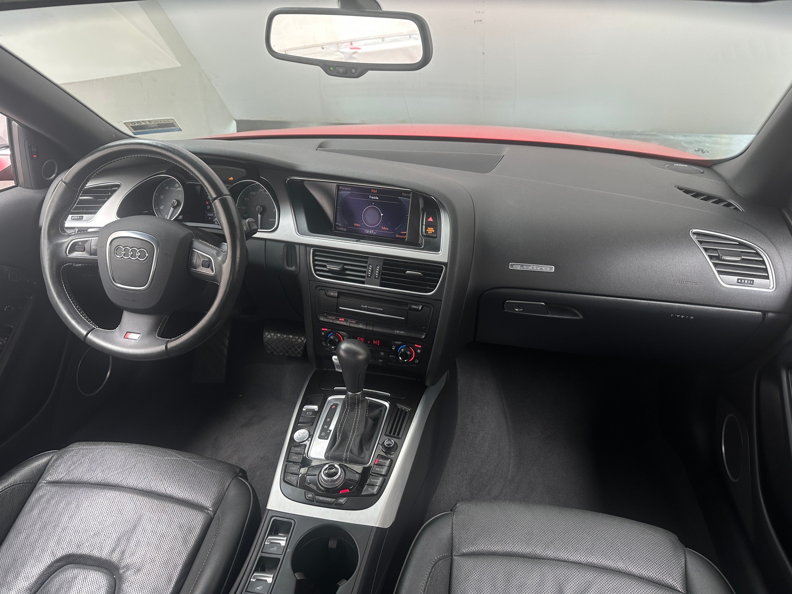 Thumbnail: 2010 Audi S5 - 2