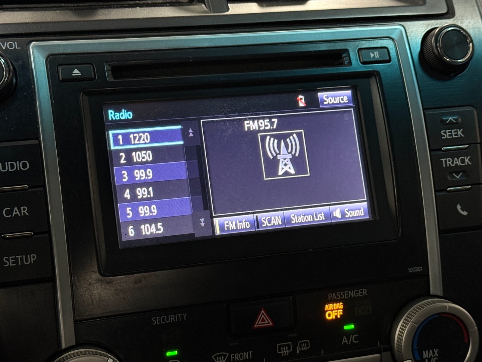 Thumbnail: 2014 Toyota Camry - 3