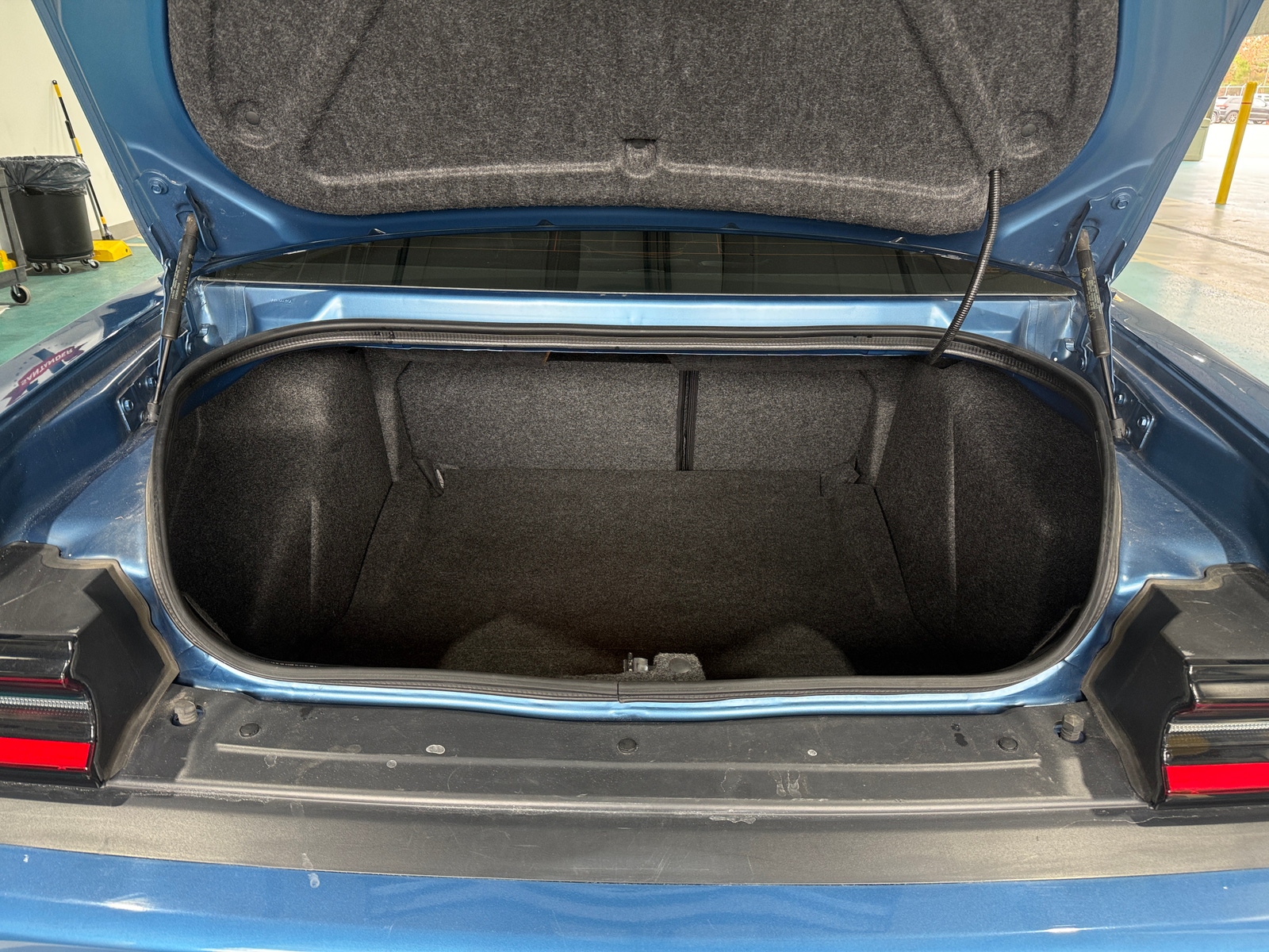 Thumbnail: 2020 Dodge Challenger - 4