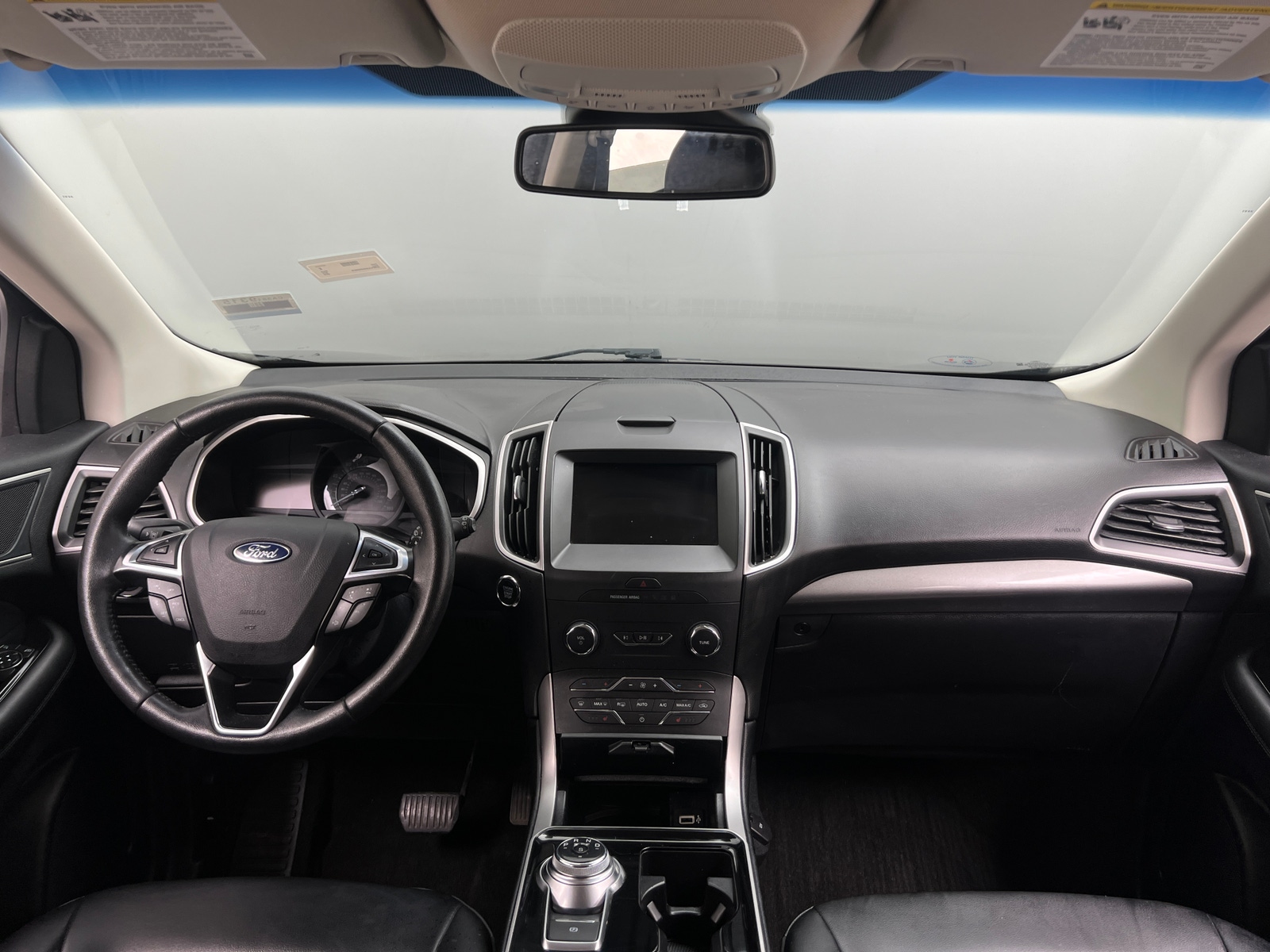 Thumbnail: 2019 Ford Edge - 2