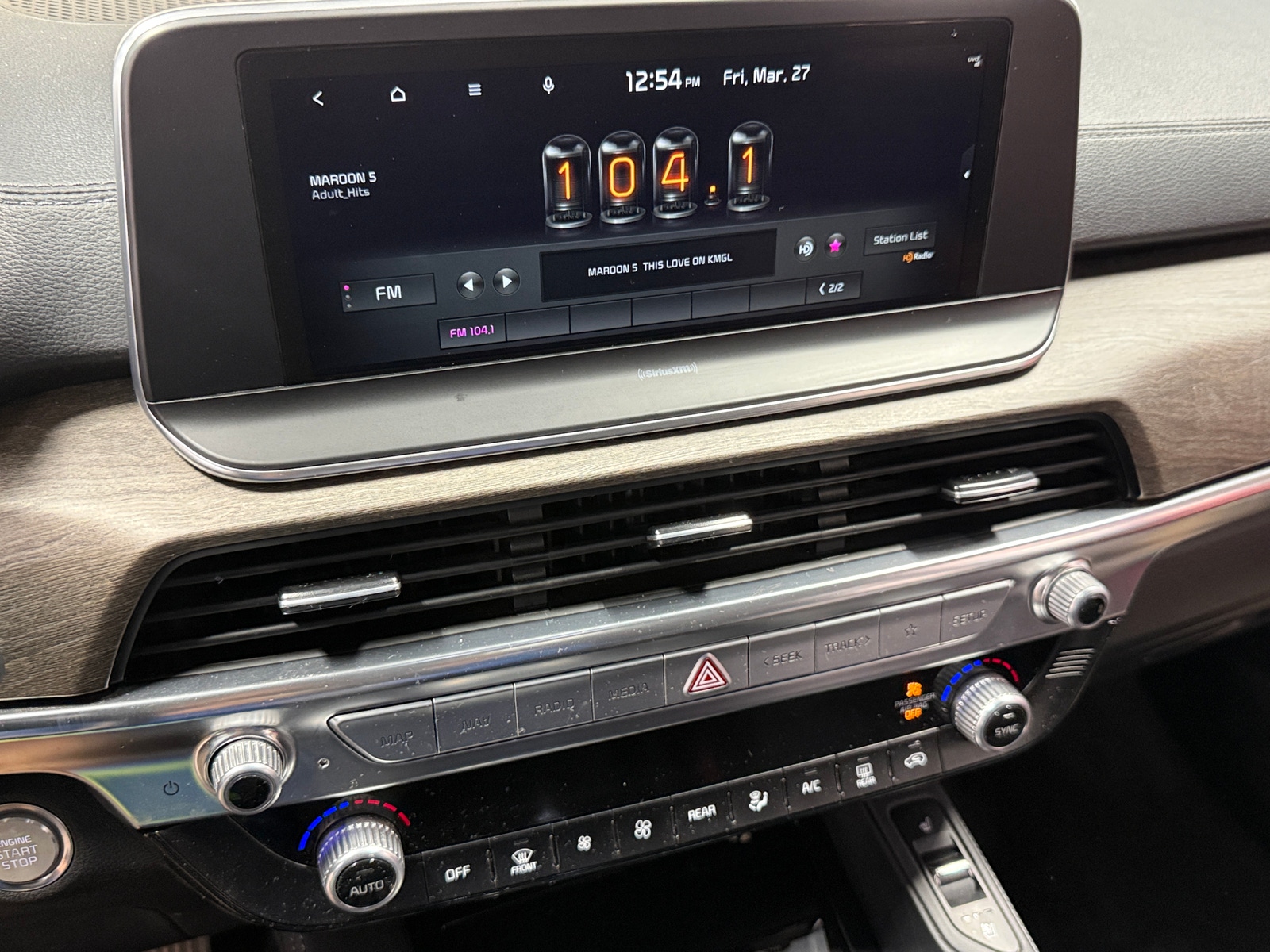 Thumbnail: 2022 Kia Telluride - 3