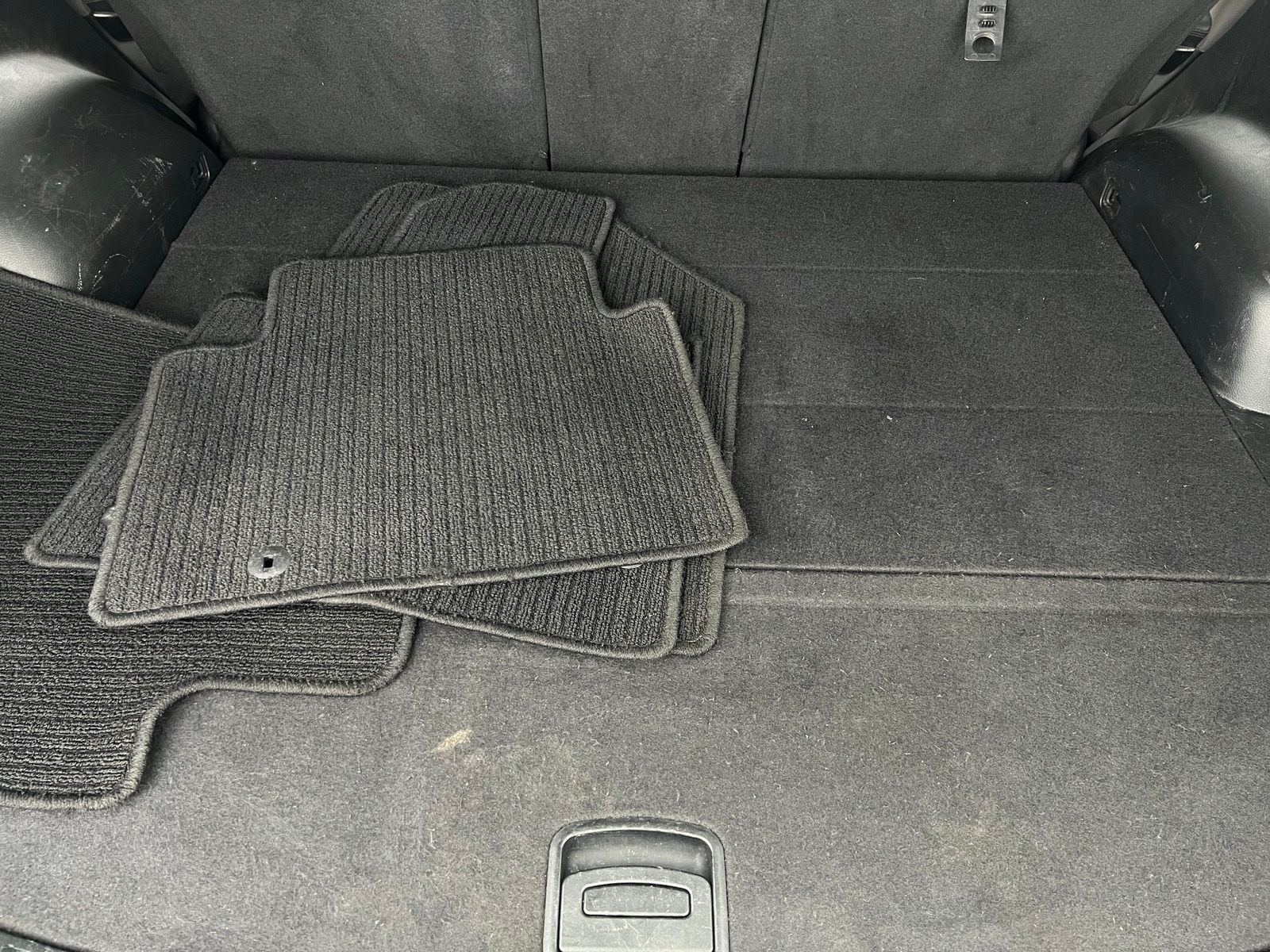 Thumbnail: 2018 Hyundai Santa Fe - 7