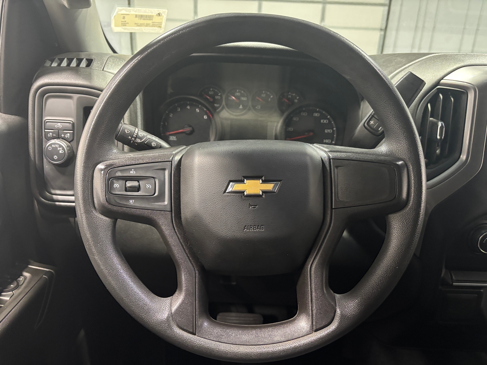 Thumbnail: 2021 Chevrolet Silverado 1500 - 5