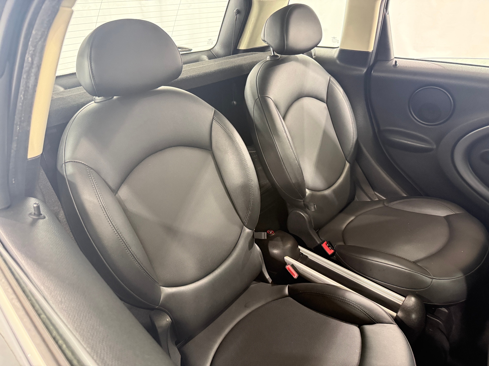 Thumbnail: 2012 MINI Cooper Countryman - 5