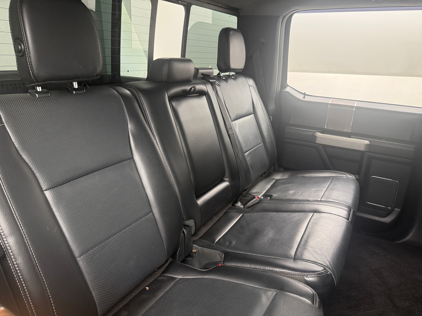 Thumbnail: 2017 Ford Econoline - 6