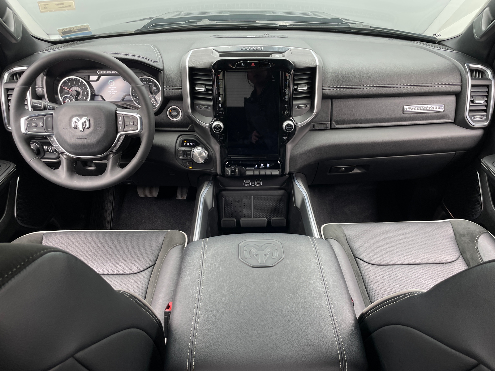 Thumbnail: 2025 RAM 1500 - 2