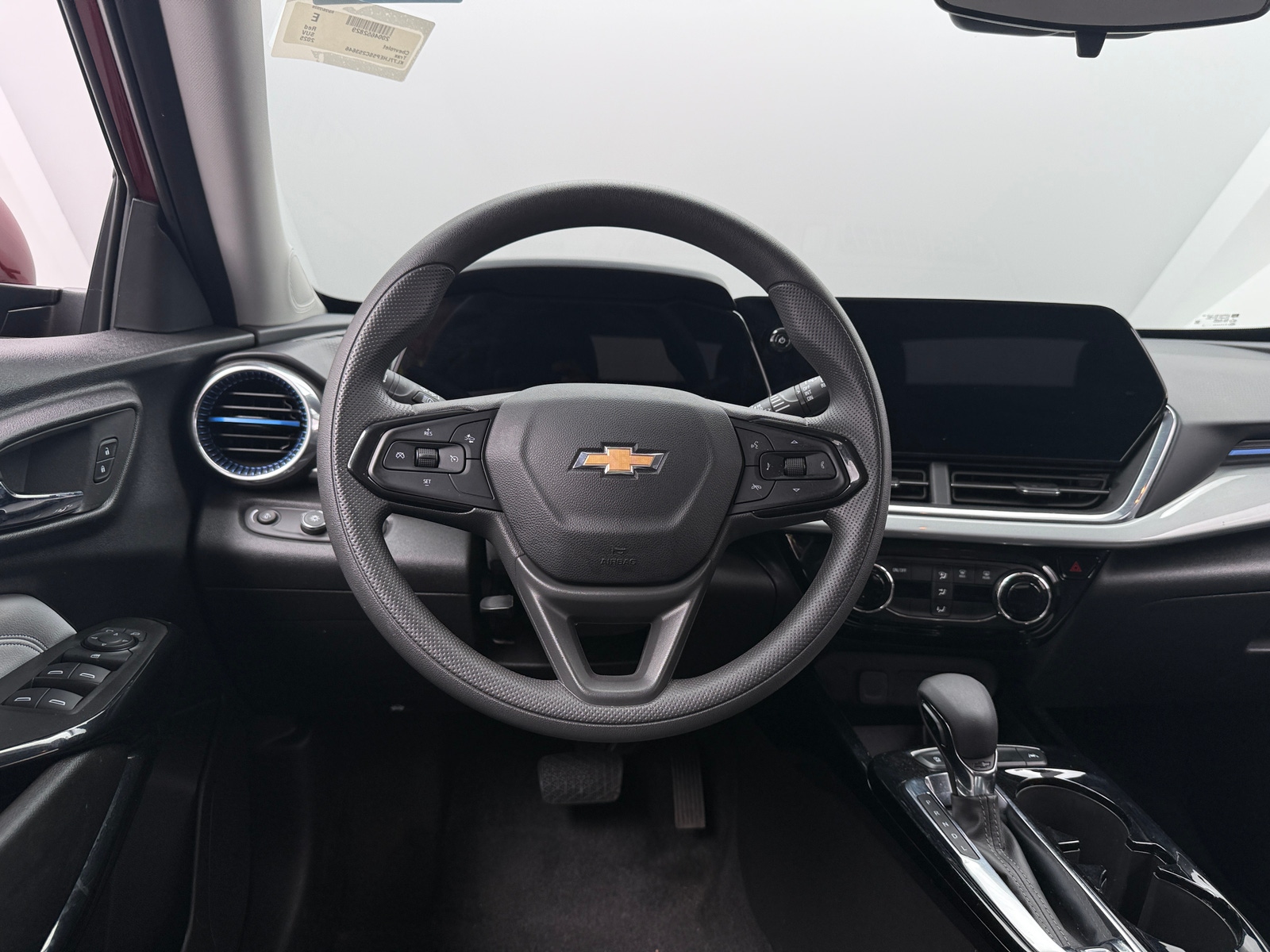 Thumbnail: 2025 Chevrolet Trax - 5