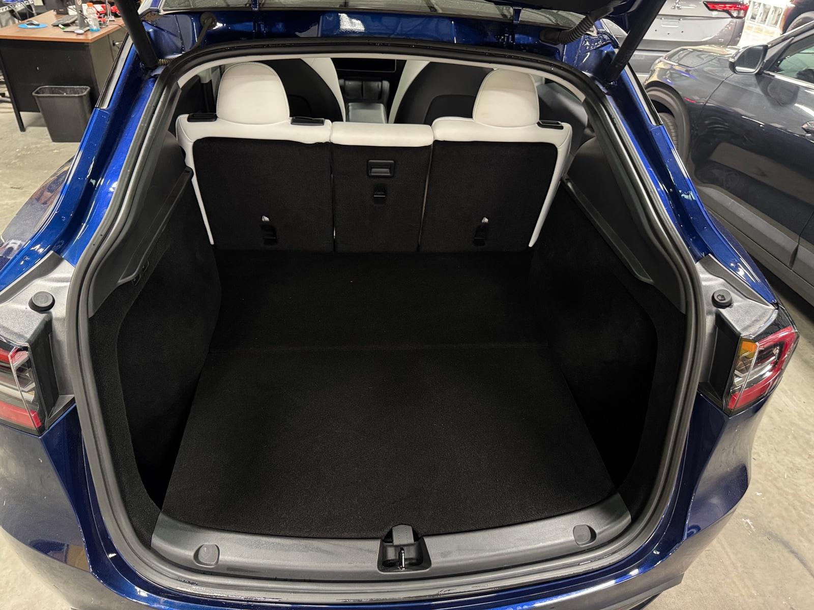 Thumbnail: 2025 Tesla Model Y - 6