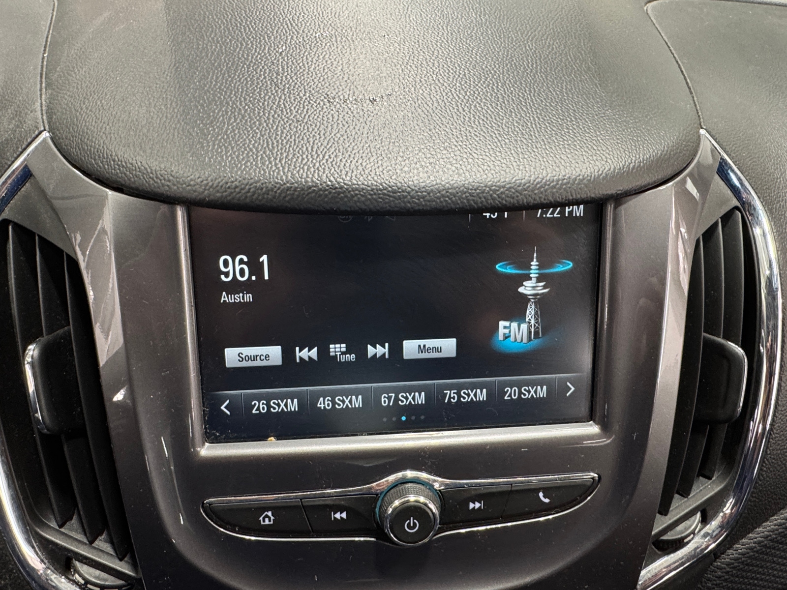 Thumbnail: 2016 Chevrolet Cruze - 4