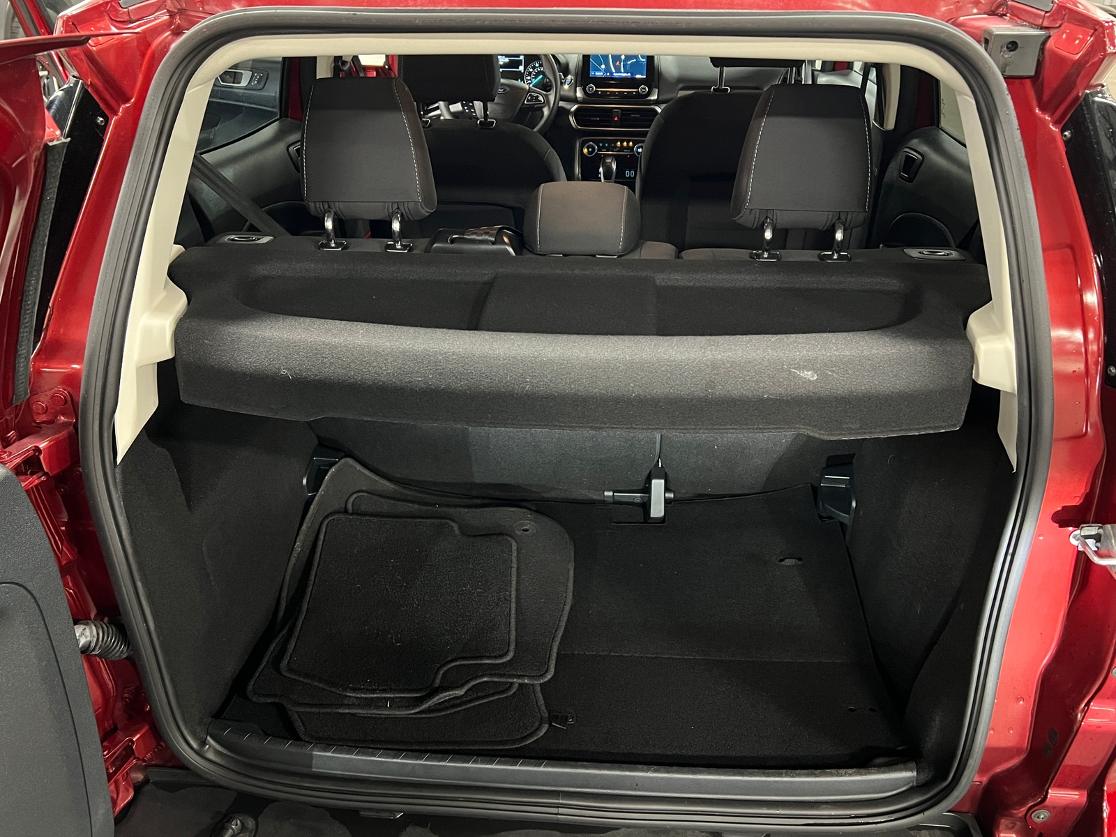 Thumbnail: 2022 Ford EcoSport - 7