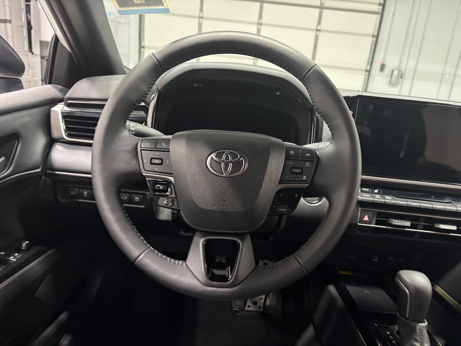 Thumbnail: 2025 Toyota Camry - 4