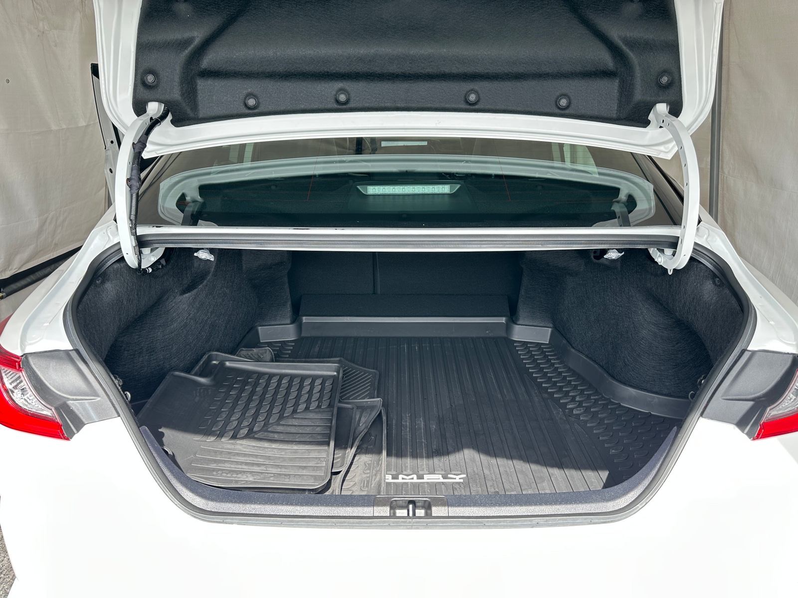 Thumbnail: 2025 Toyota Camry - 6