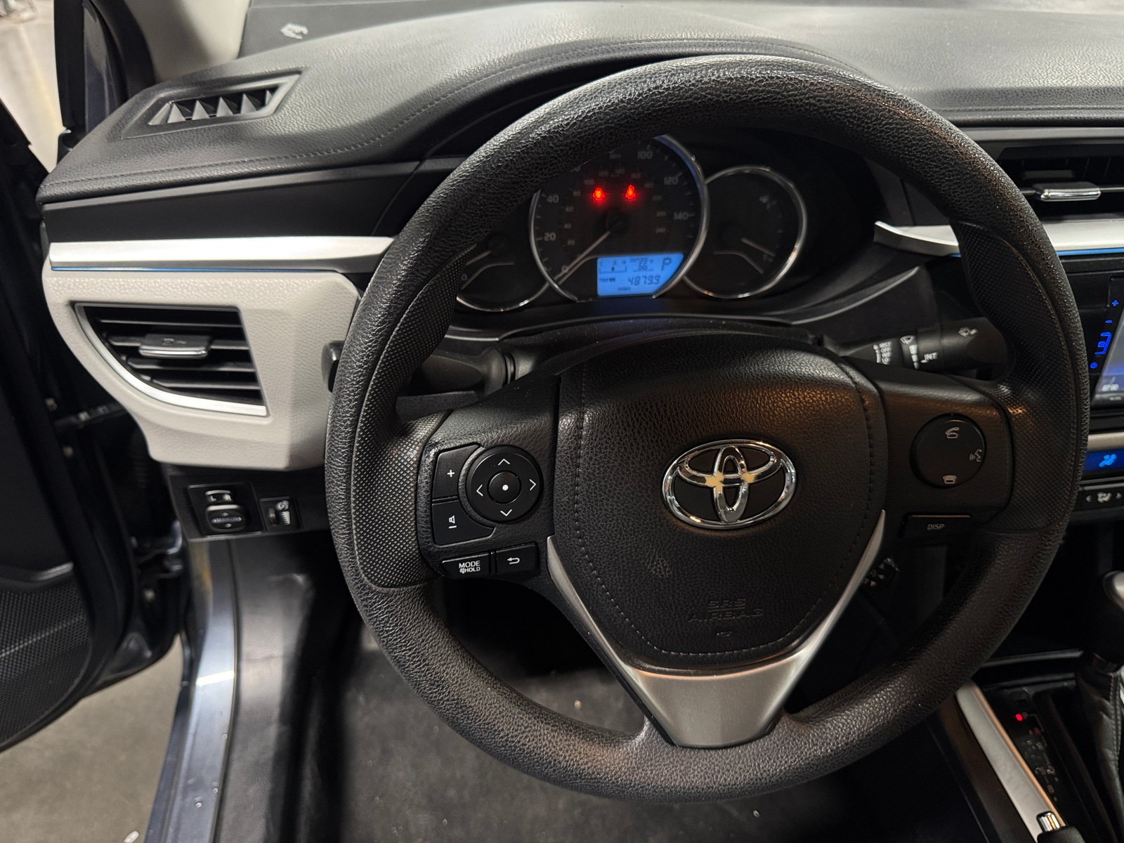 Thumbnail: 2014 Toyota Corolla - 5