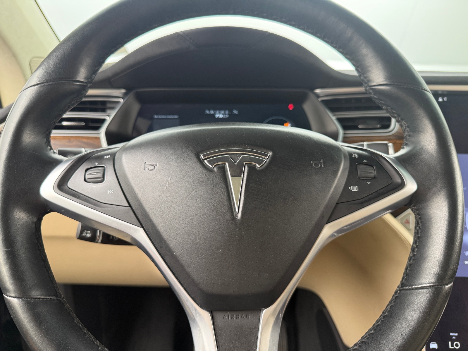 Thumbnail: 2017 Tesla Model X - 4