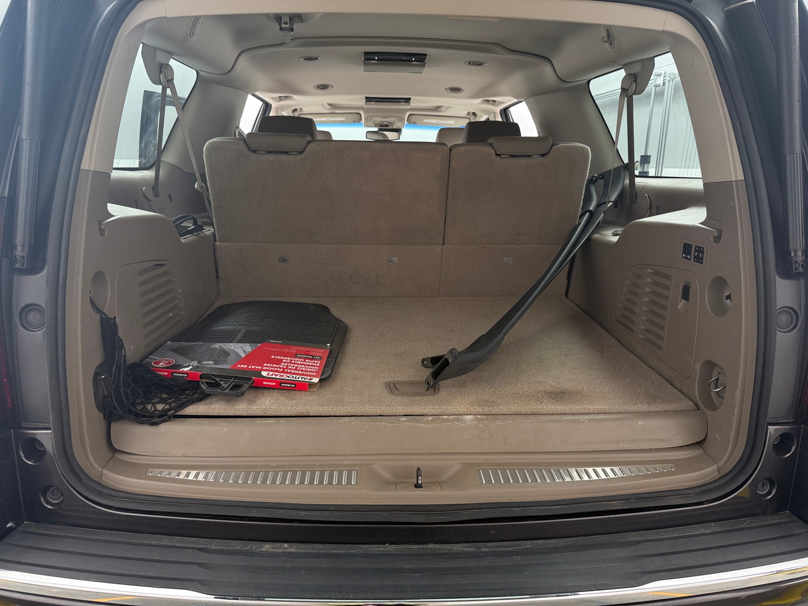 Thumbnail: 2015 Chevrolet Suburban - 6