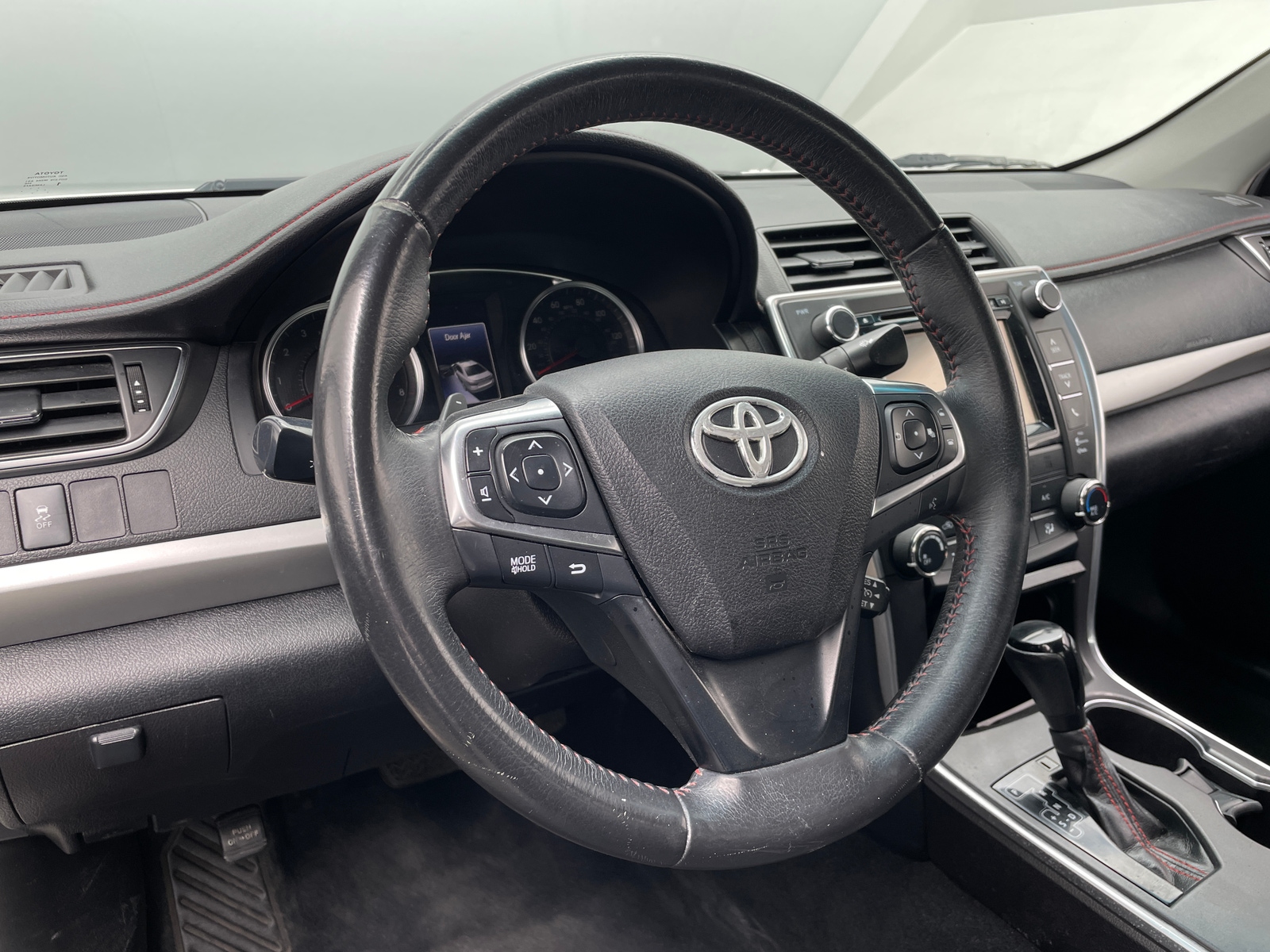 Thumbnail: 2017 Toyota Camry - 4