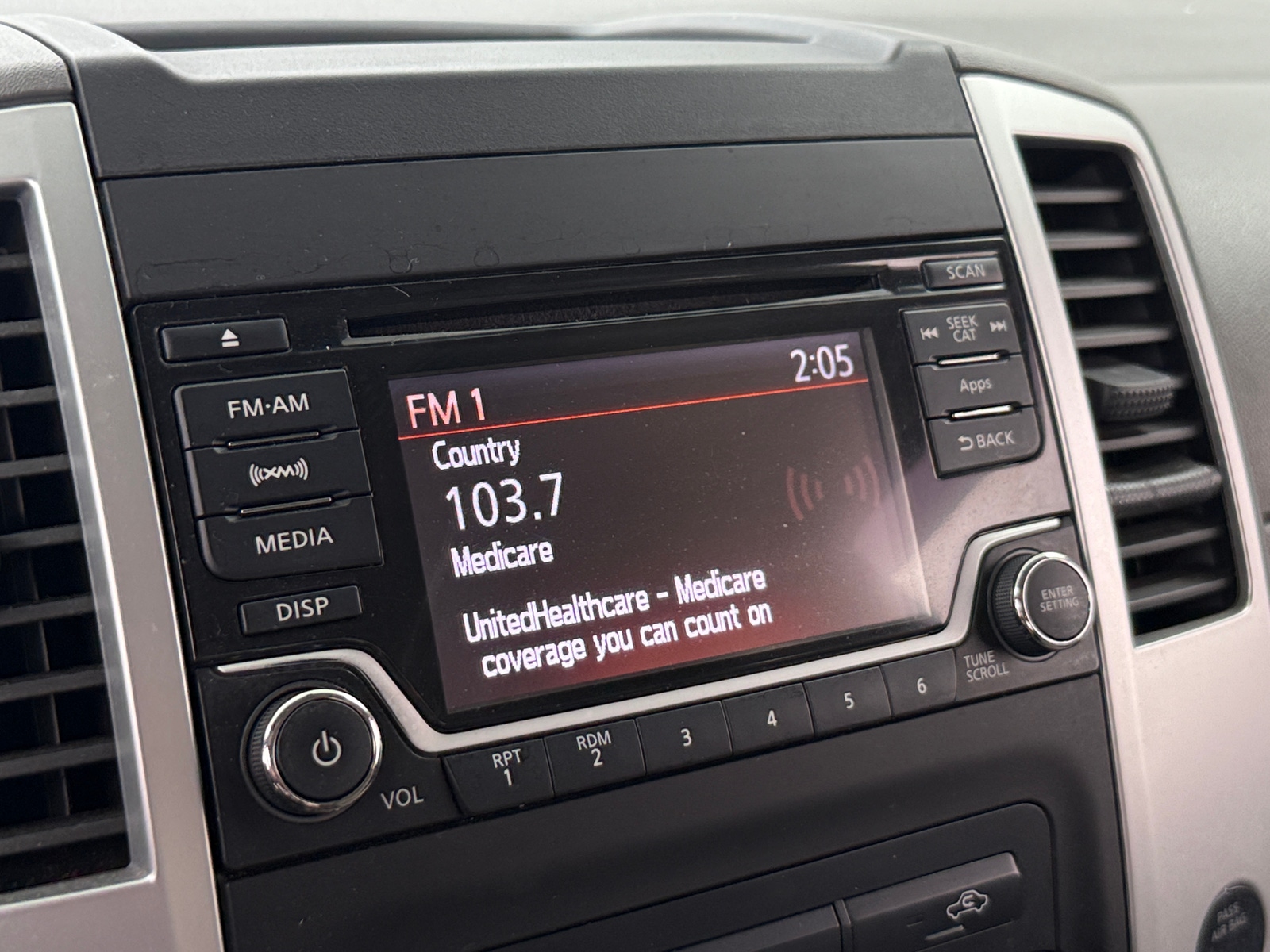 Thumbnail: 2015 Nissan Frontier - 4