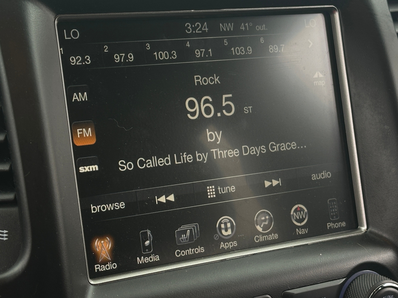 Thumbnail: 2017 Jeep Grand Cherokee - 4