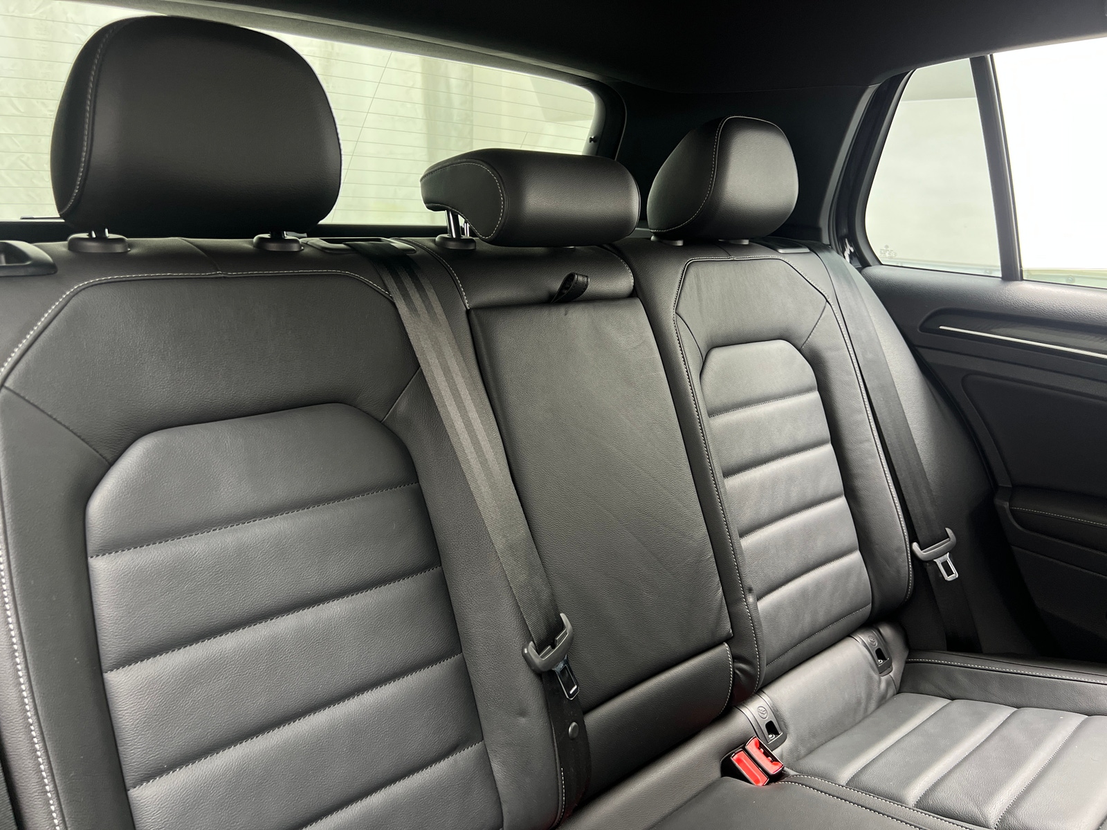 Thumbnail: 2017 Volkswagen Golf - 5