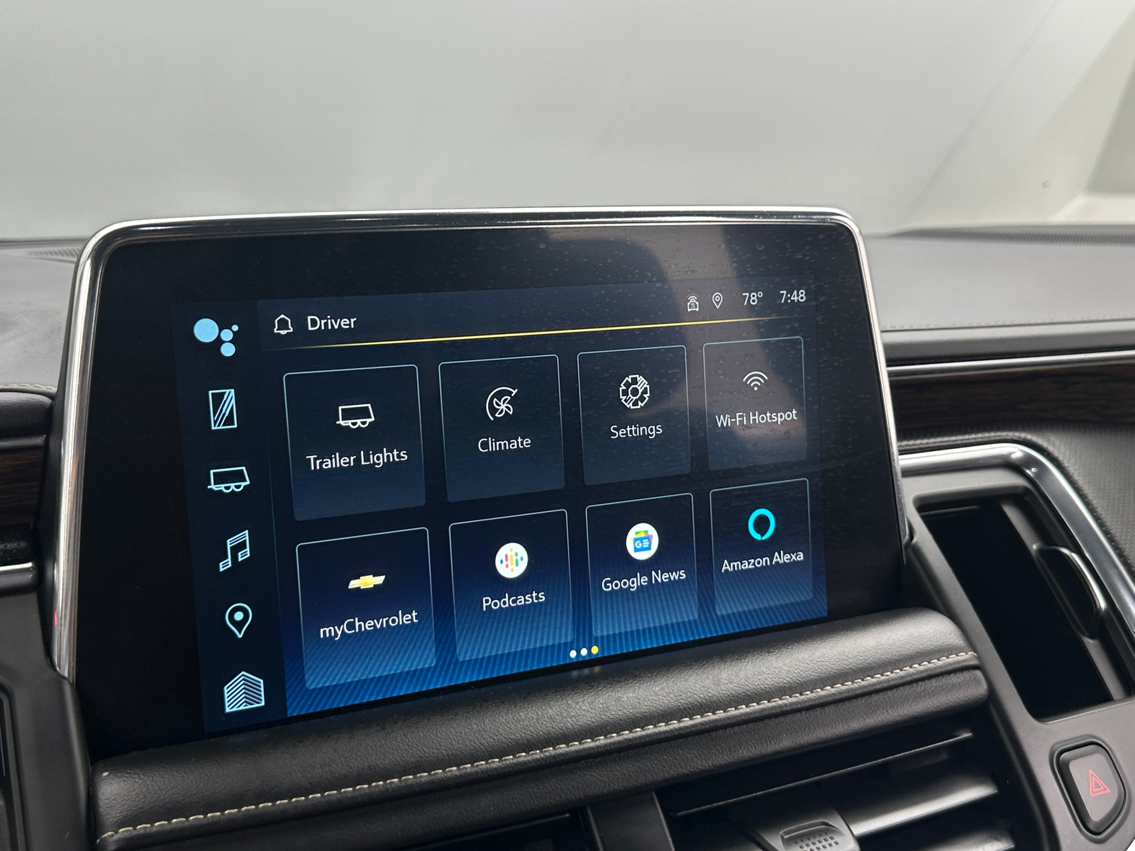 Thumbnail: 2023 Chevrolet Suburban - 3