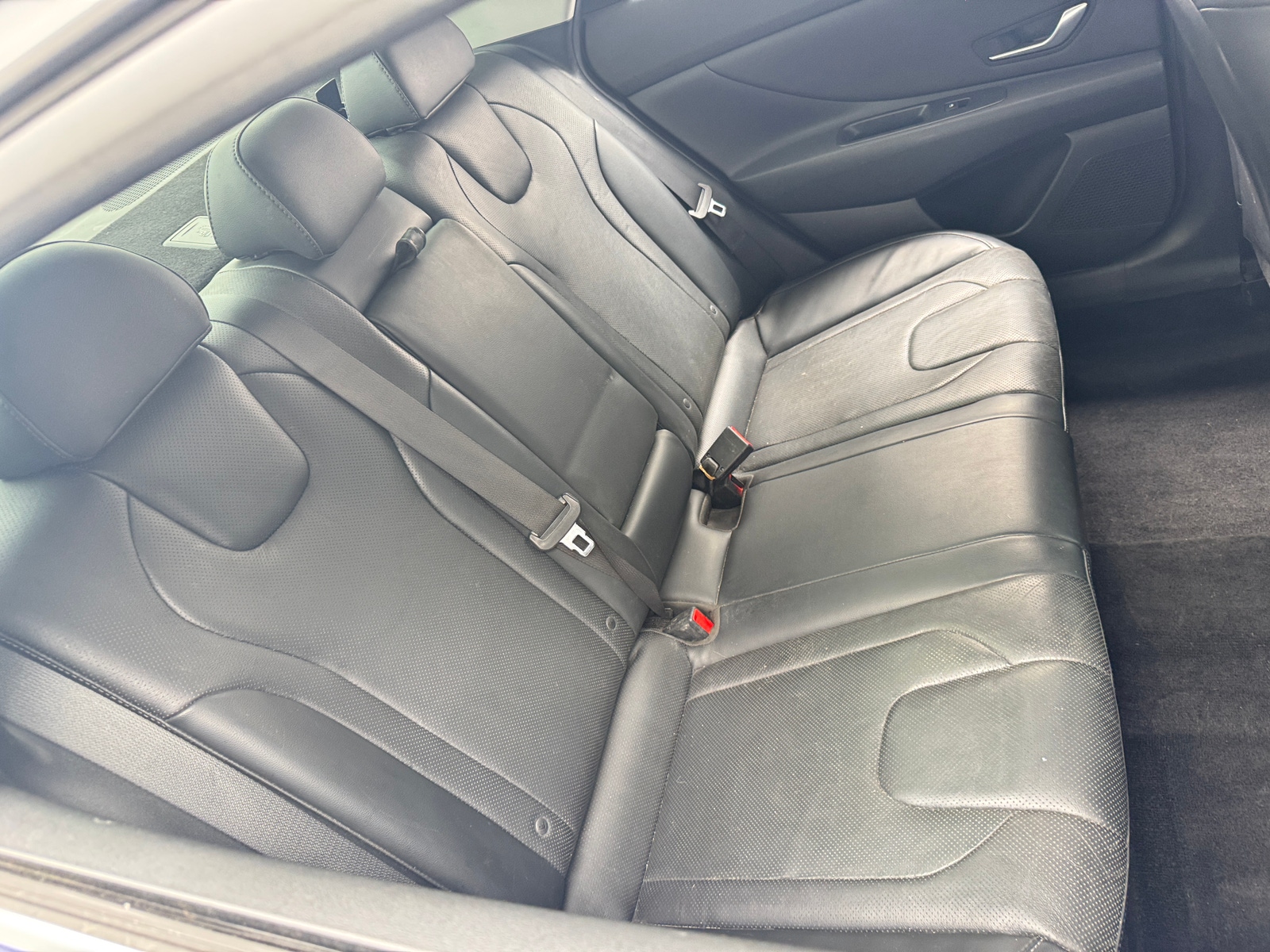 Thumbnail: 2022 Hyundai Elantra - 5