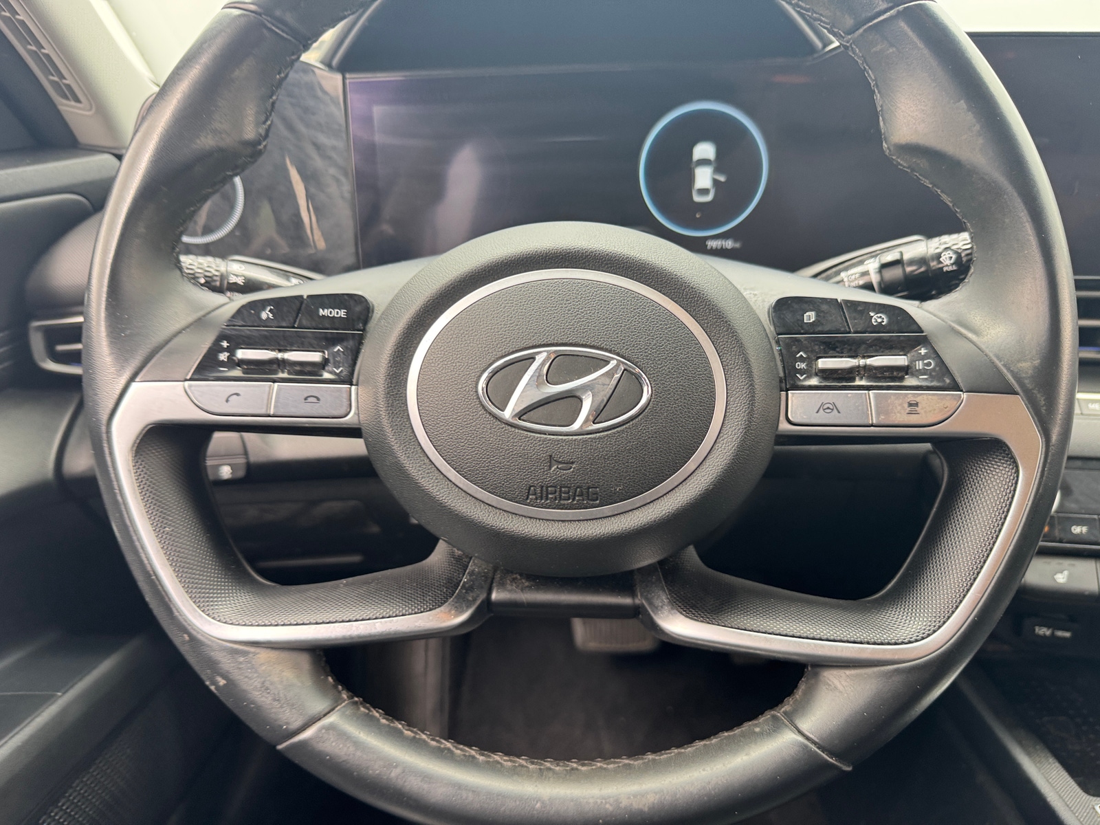 Thumbnail: 2022 Hyundai Elantra - 4