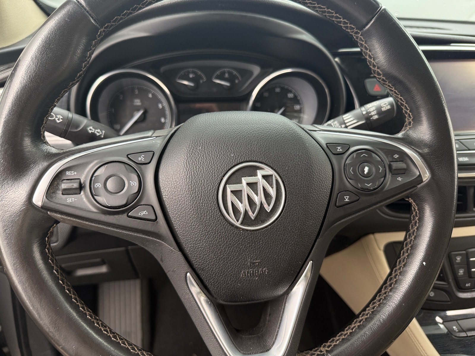 Thumbnail: 2017 Buick Envision - 5