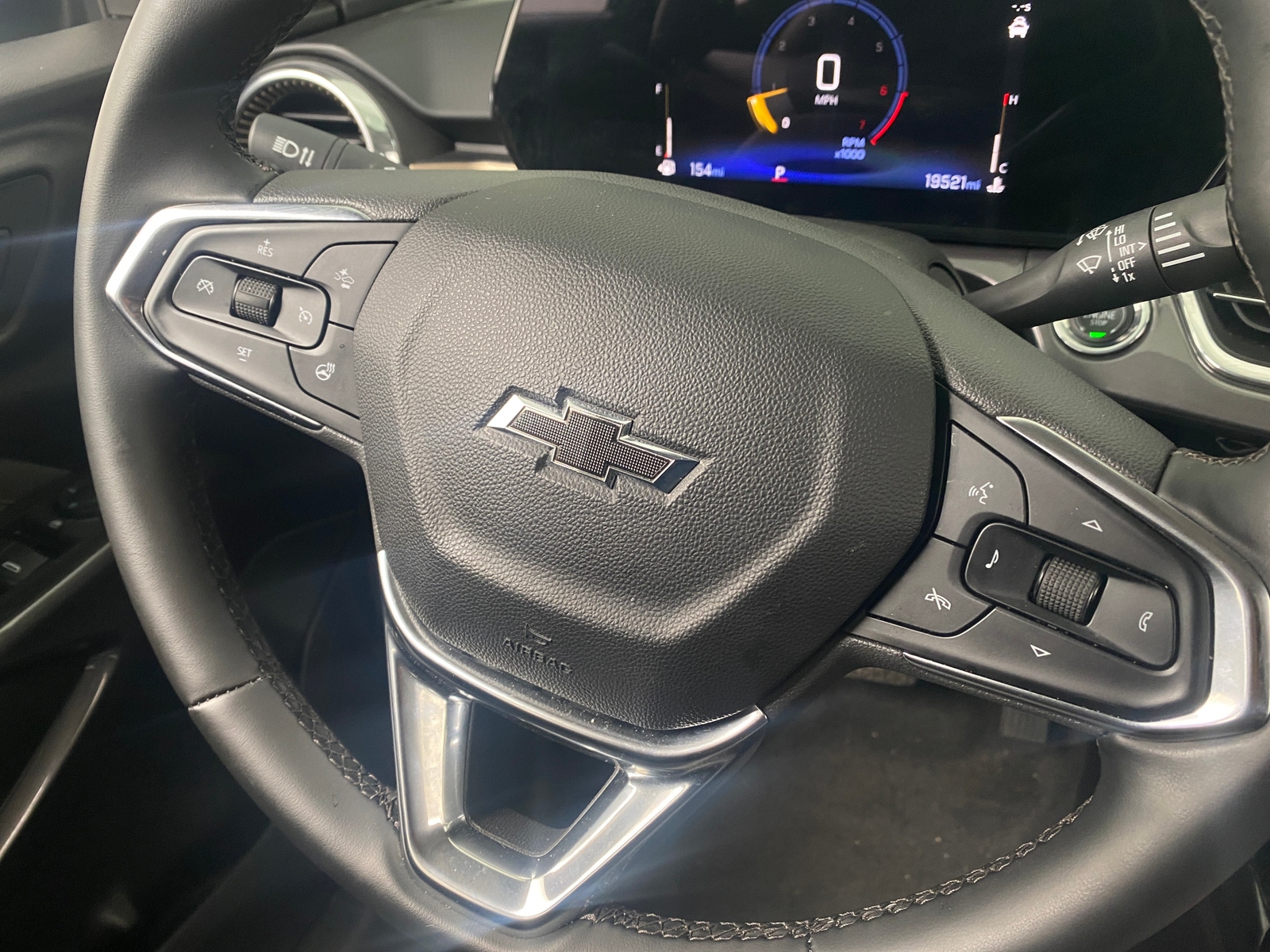 Thumbnail: 2025 Chevrolet Trax - 4