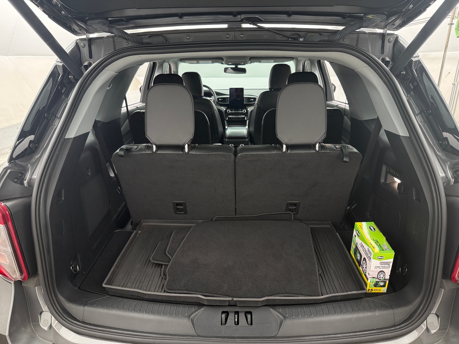 Thumbnail: 2023 Ford Explorer - 6