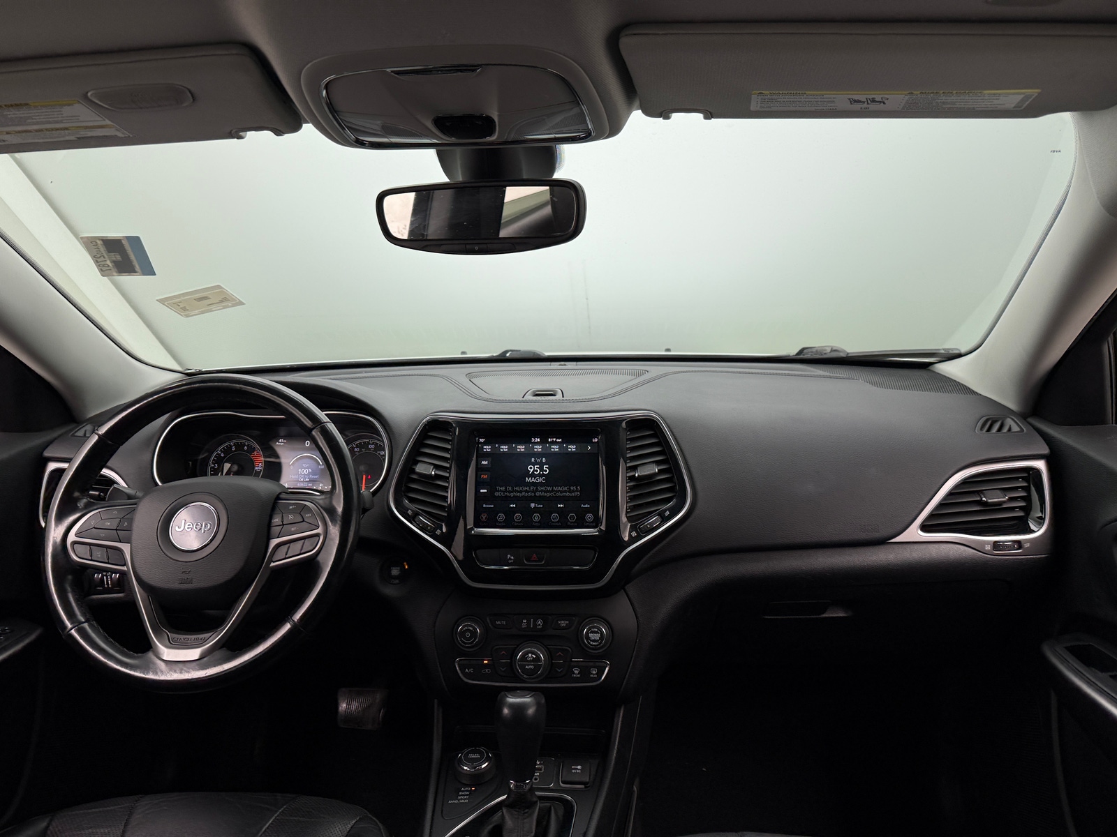 Thumbnail: 2019 Jeep Cherokee - 2