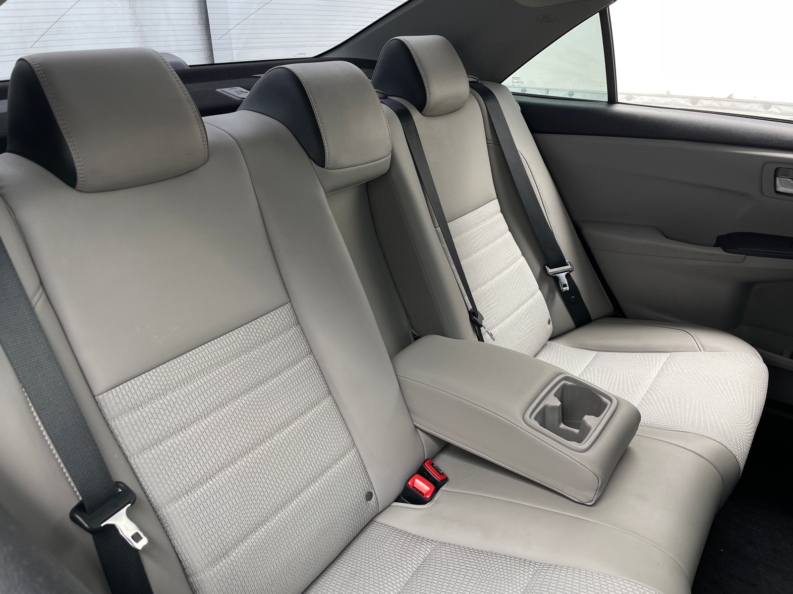 Thumbnail: 2017 Toyota Camry - 6